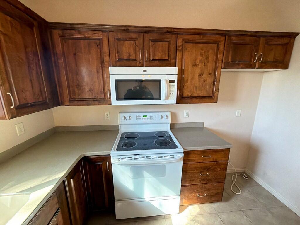 SUN BOWL WEST TOWNHOMES - Residential