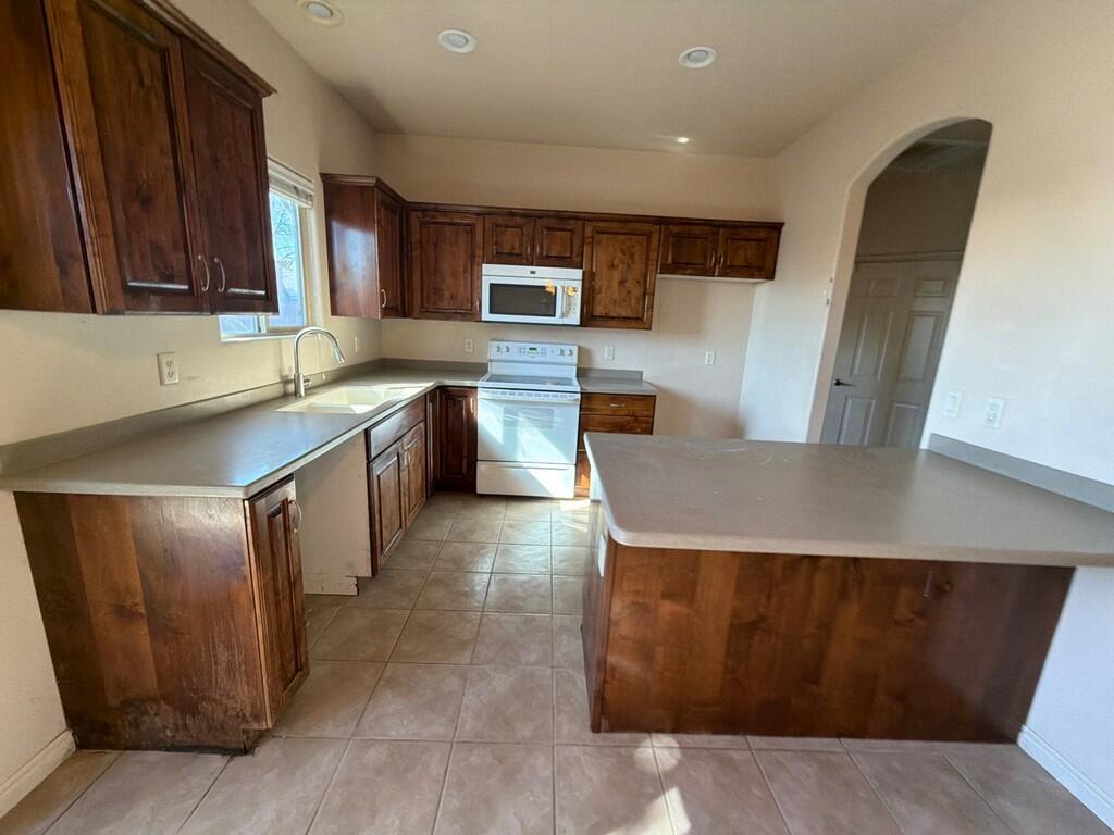 SUN BOWL WEST TOWNHOMES - Residential