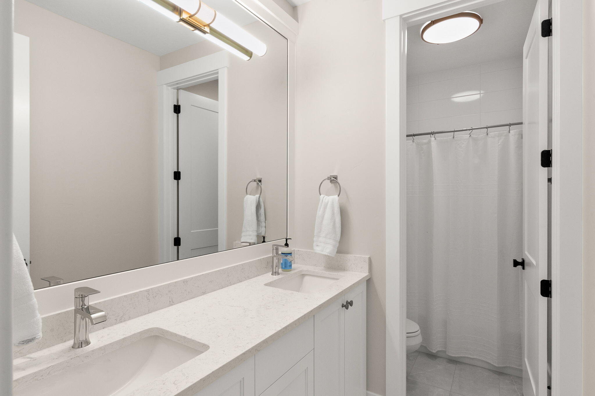 CRIMSON VISTAS - Residential