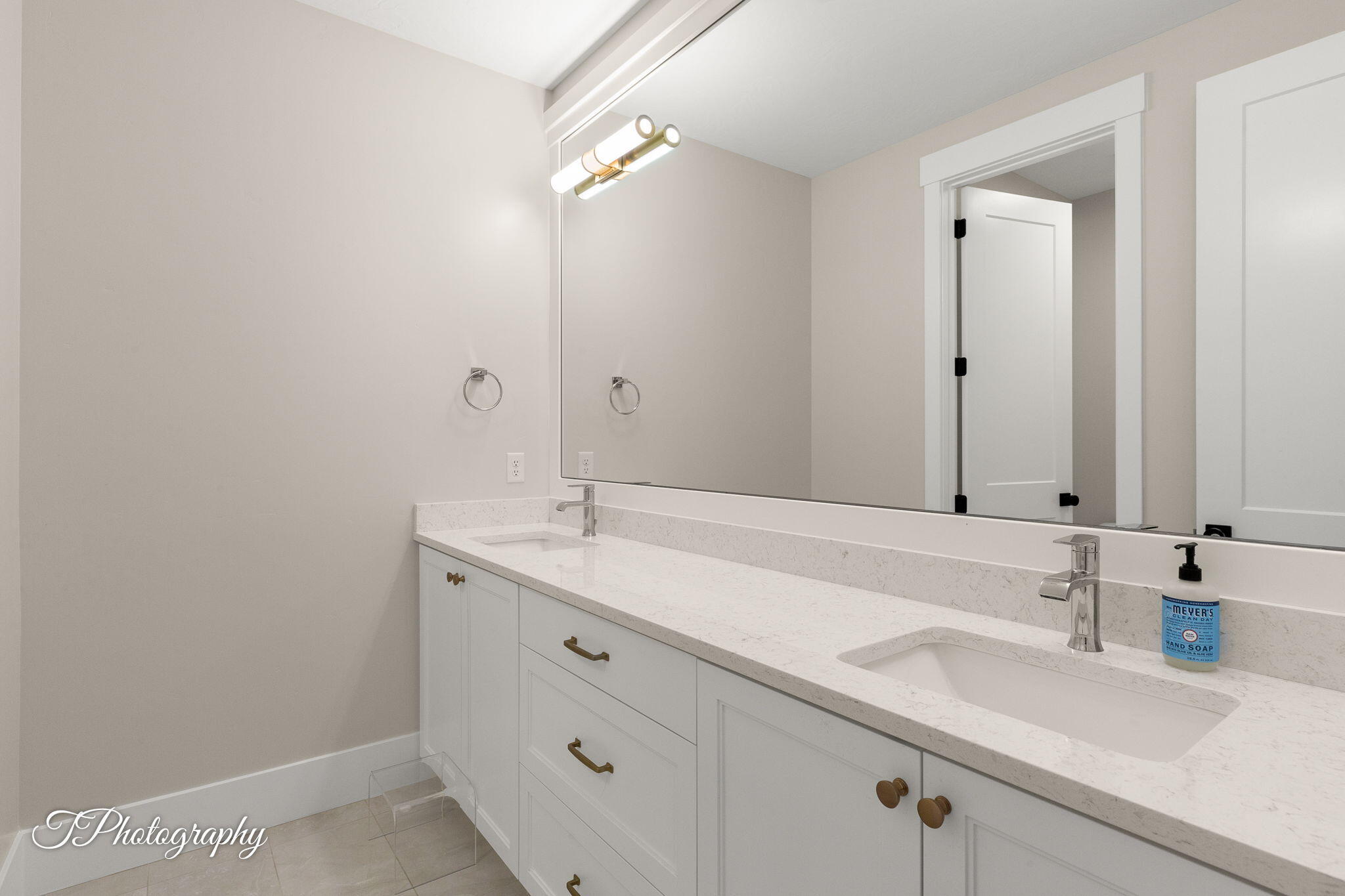 CRIMSON VISTAS - Residential