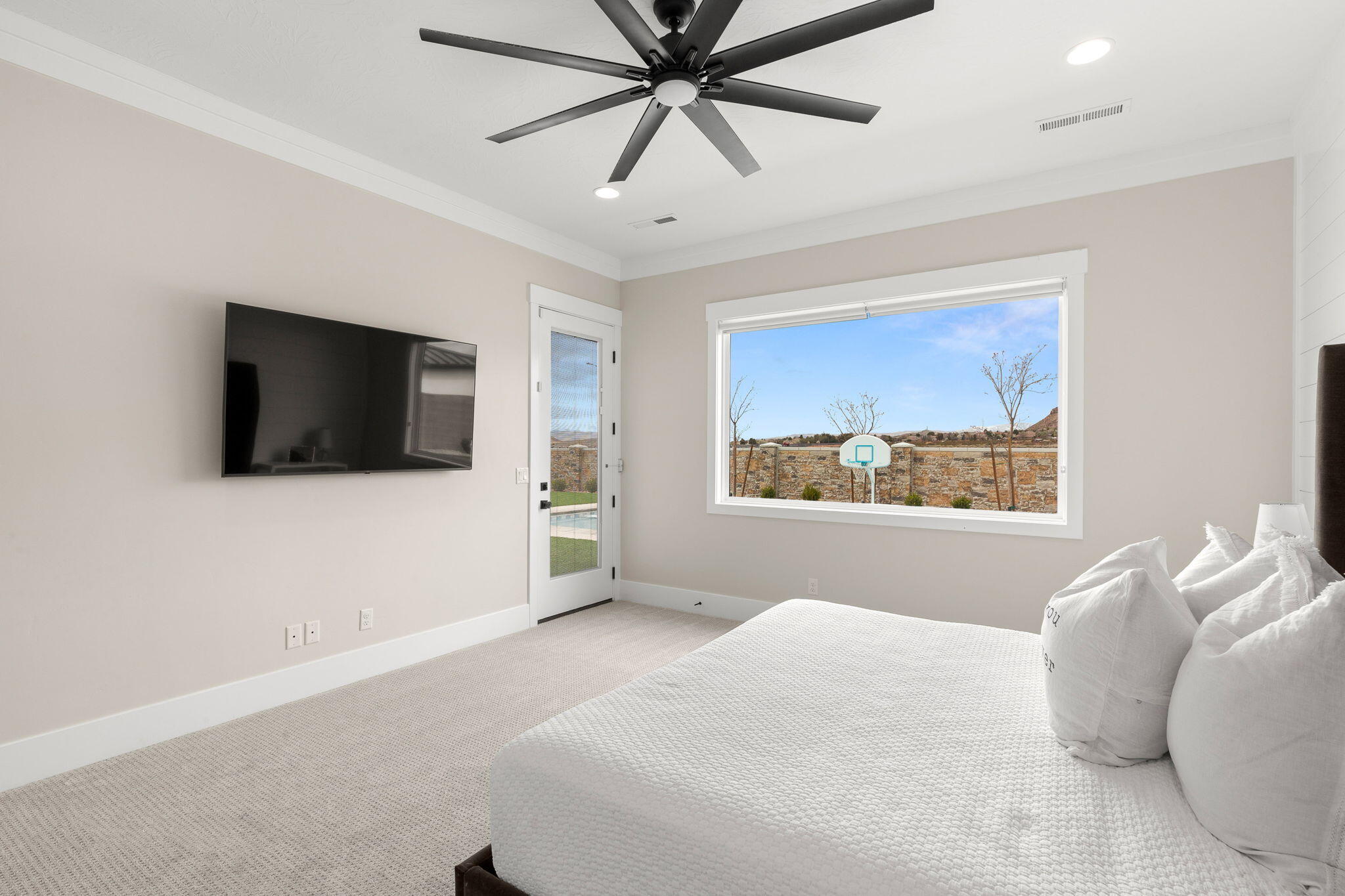 CRIMSON VISTAS - Residential