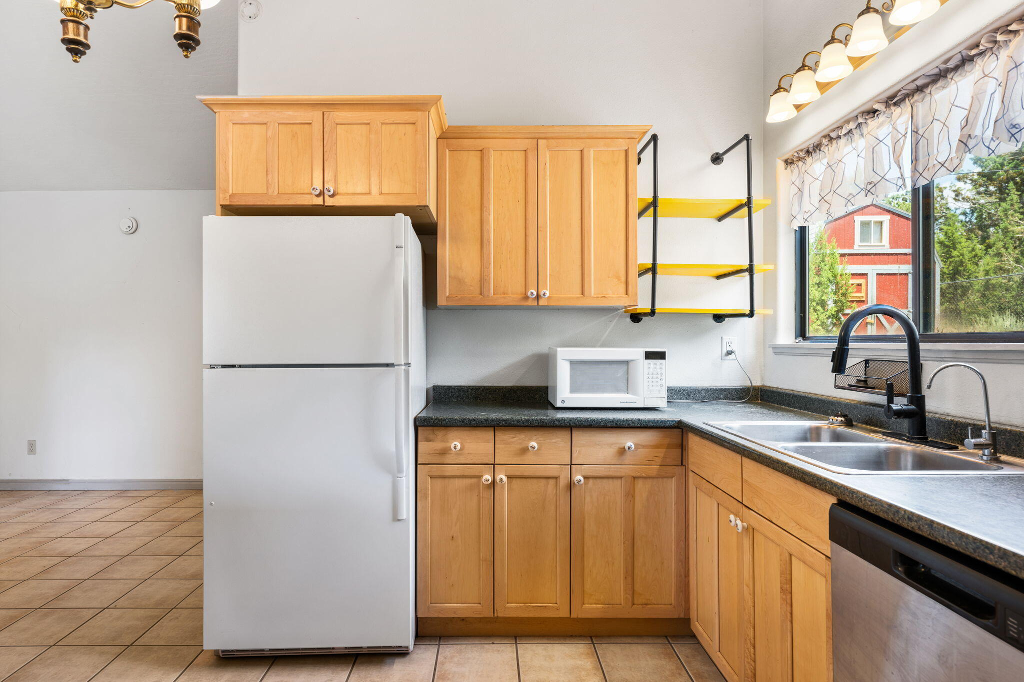 DIXIE DEER ESTATES - Residential