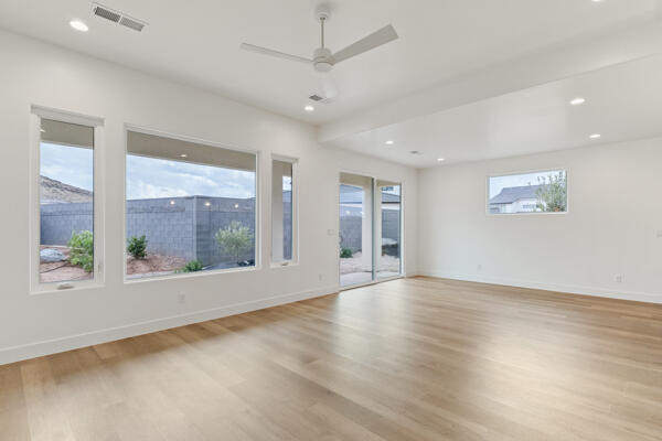 HERITAGE PLACE - Residential