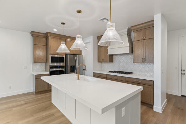 HERITAGE PLACE - Residential