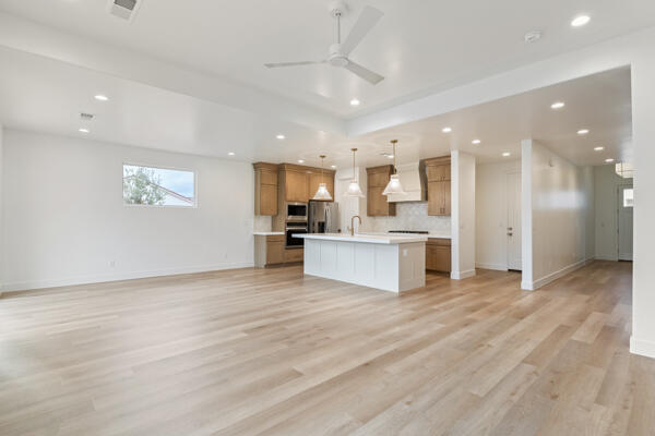 HERITAGE PLACE - Residential