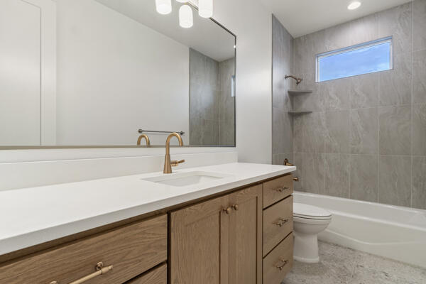 HERITAGE PLACE - Residential