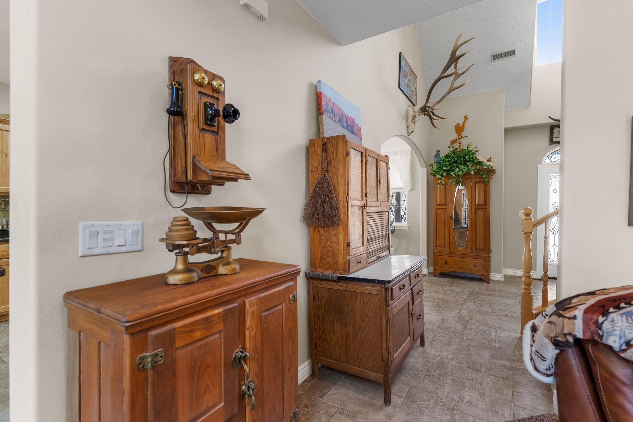 BLACKRIDGE RANCHES - Residential