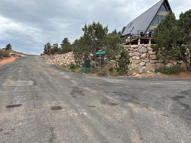 DIXIE DEER ESTATES - Land