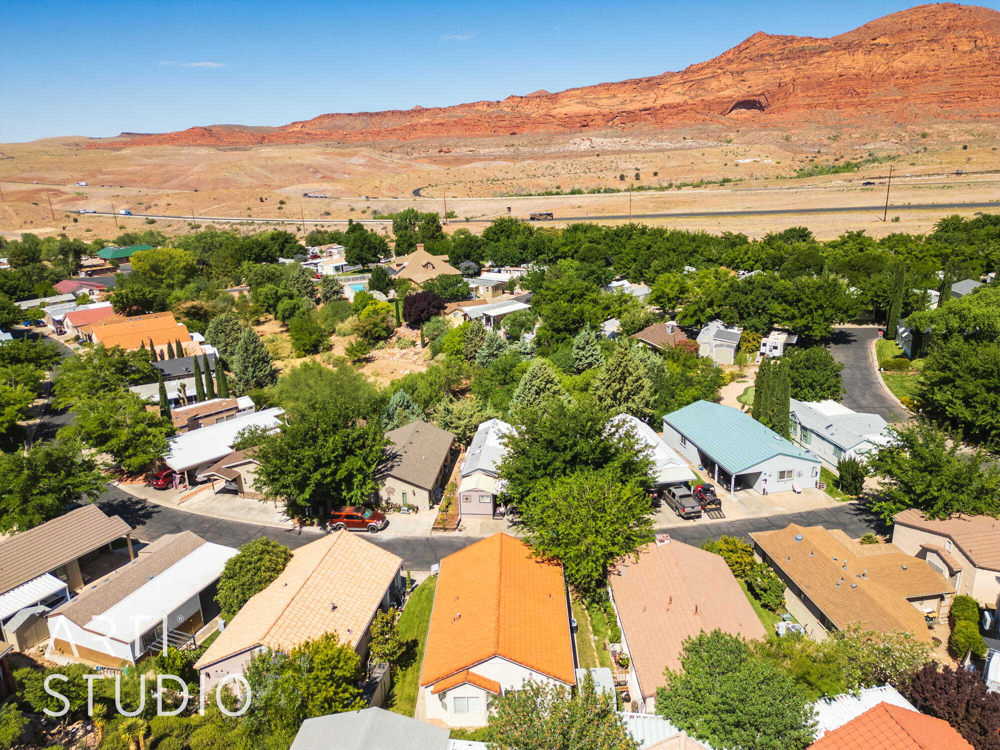 HARRISBURG LAKESIDE ESTATES - Residential