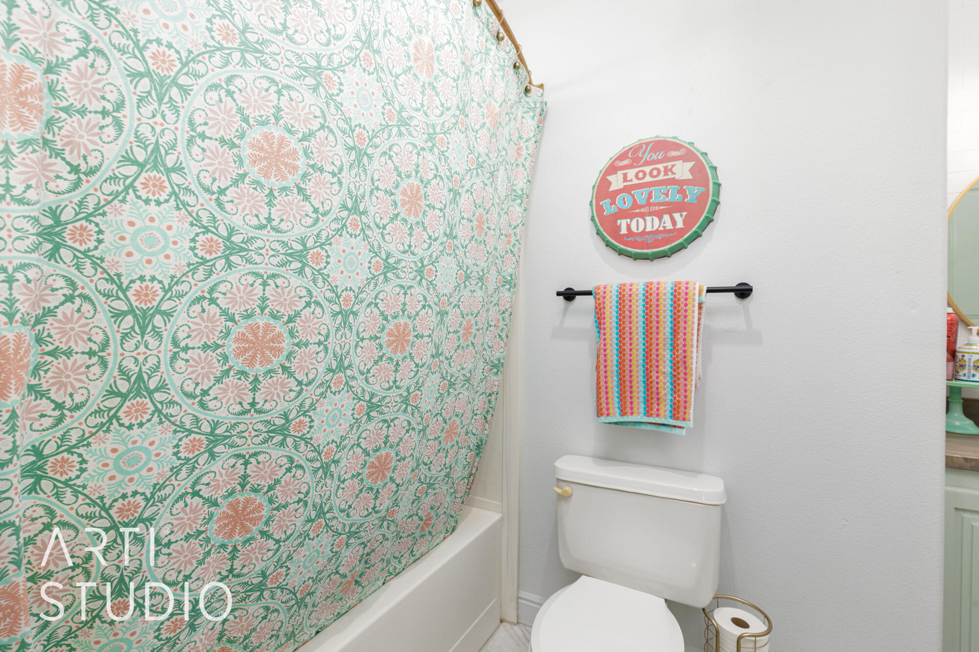 HARRISBURG LAKESIDE ESTATES - Residential