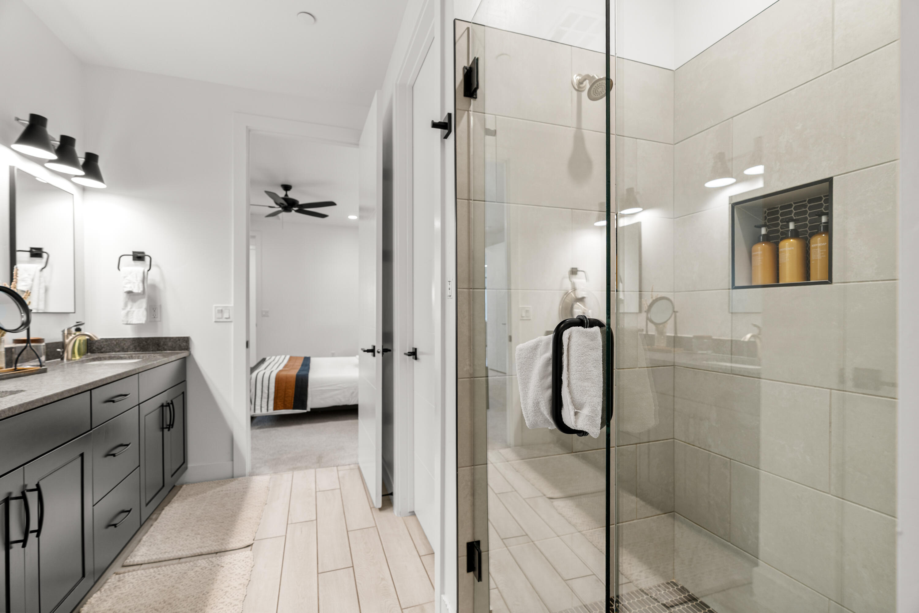 STUCKI FARMS - Residential