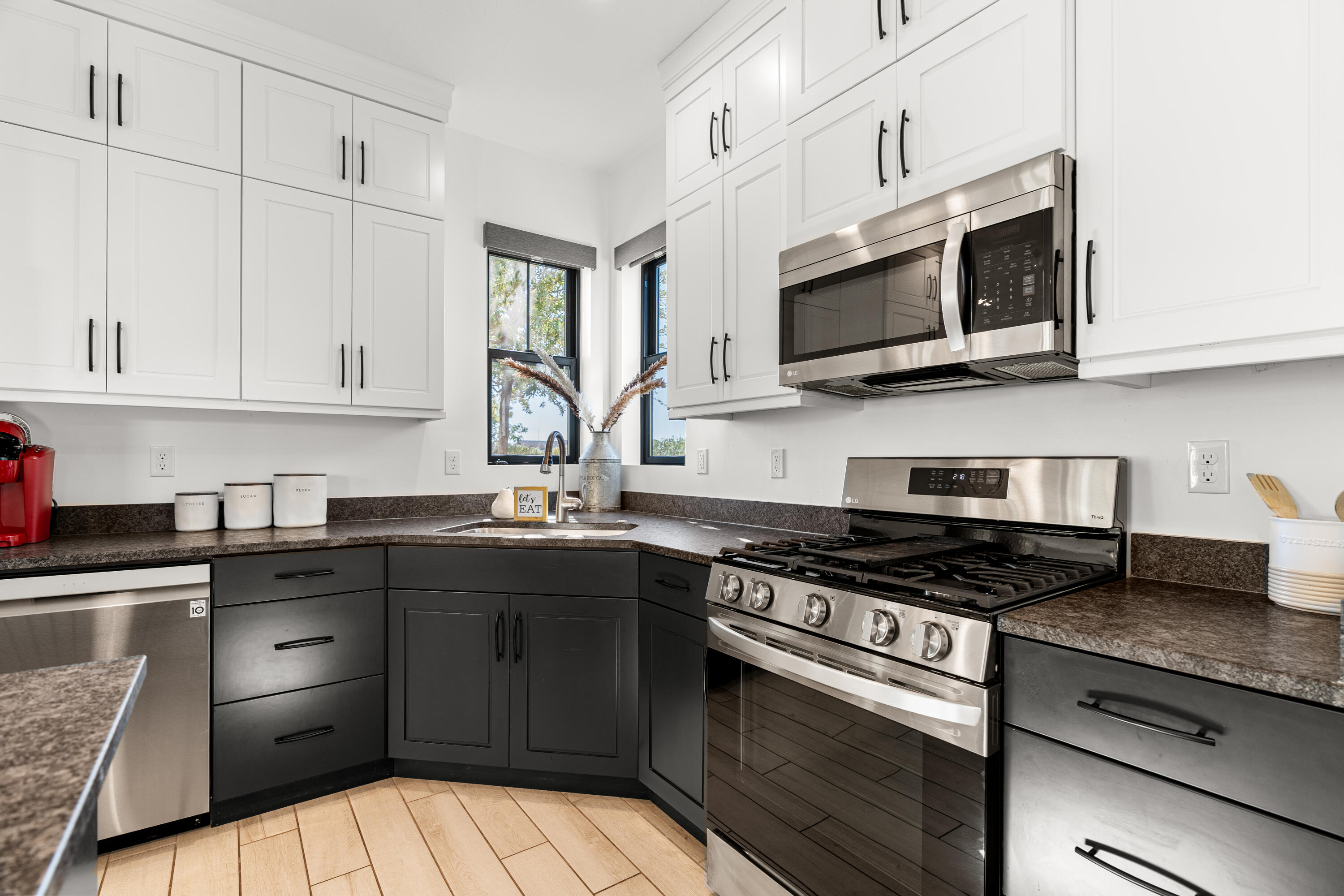 STUCKI FARMS - Residential