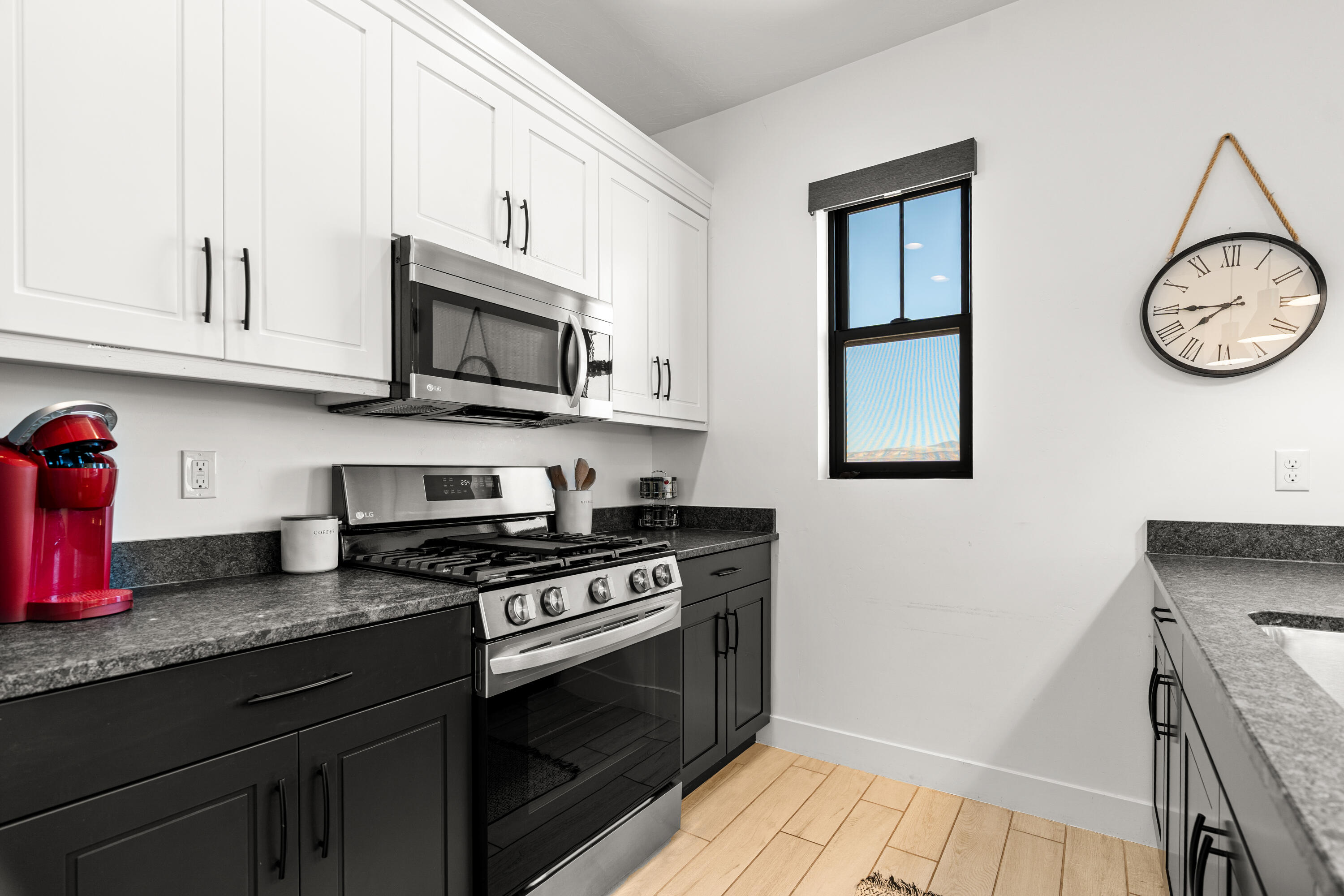 STUCKI FARMS - Residential