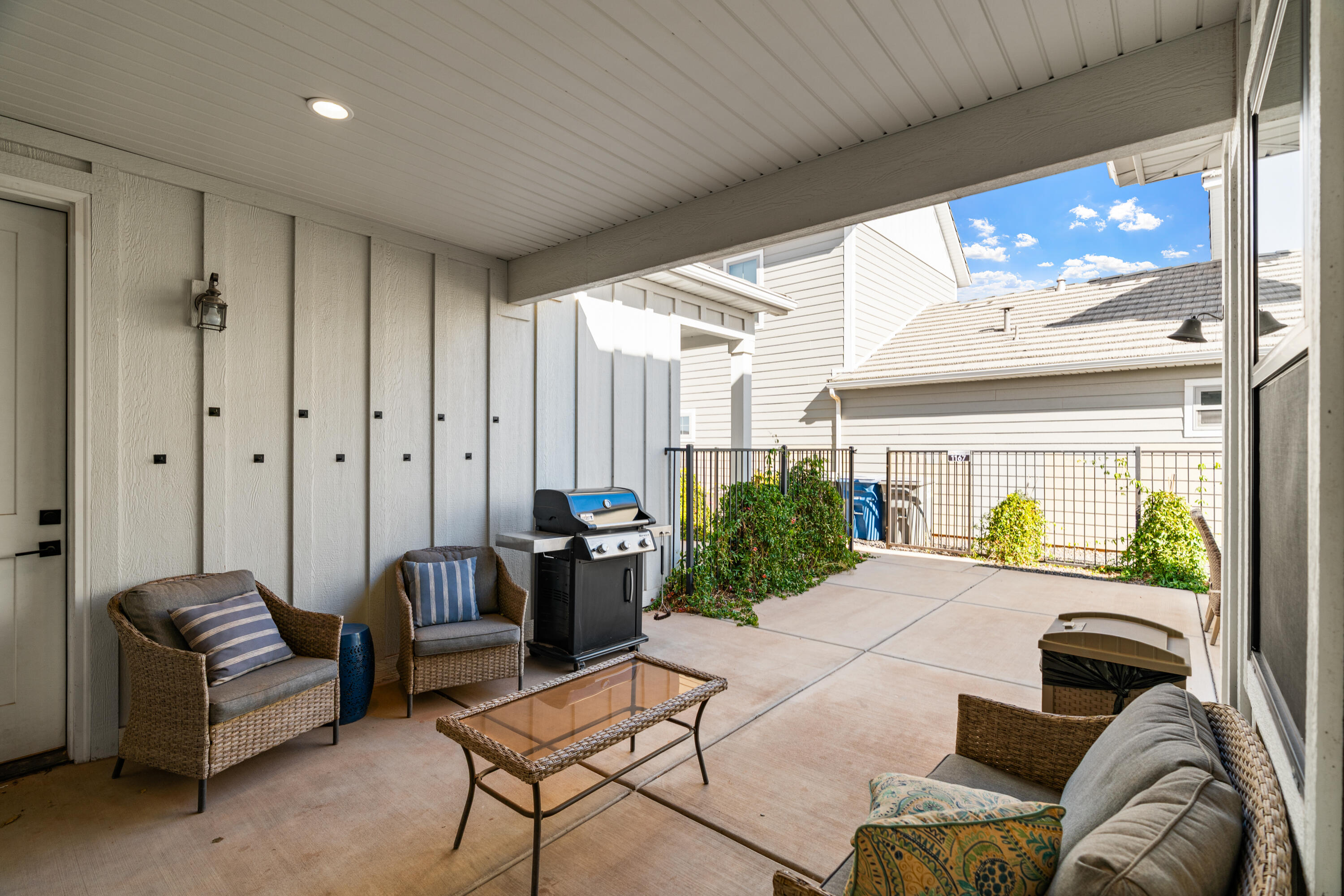 STUCKI FARMS - Residential