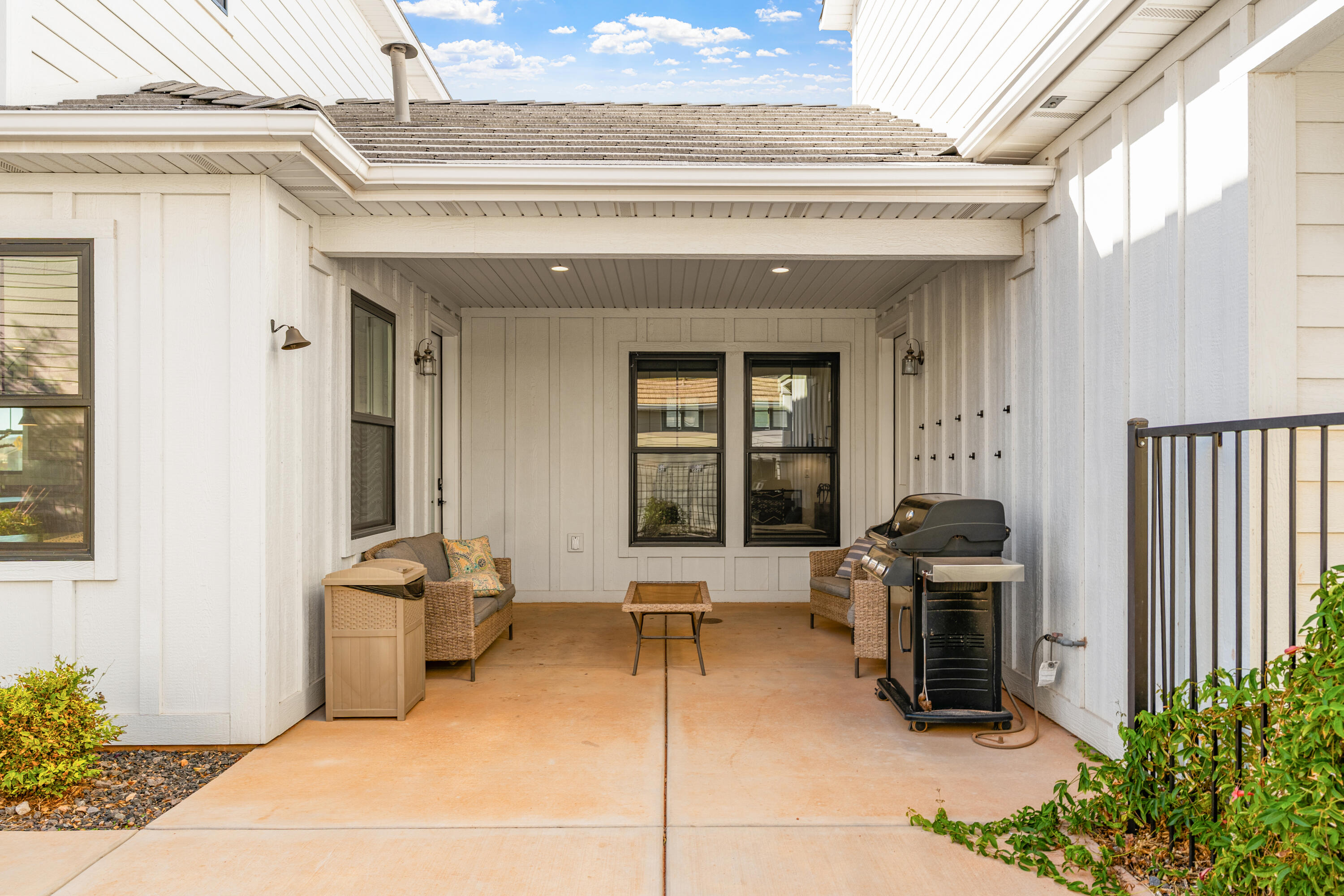 STUCKI FARMS - Residential