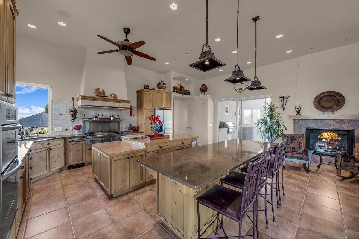 LEEDS TOWNSITE - Residential