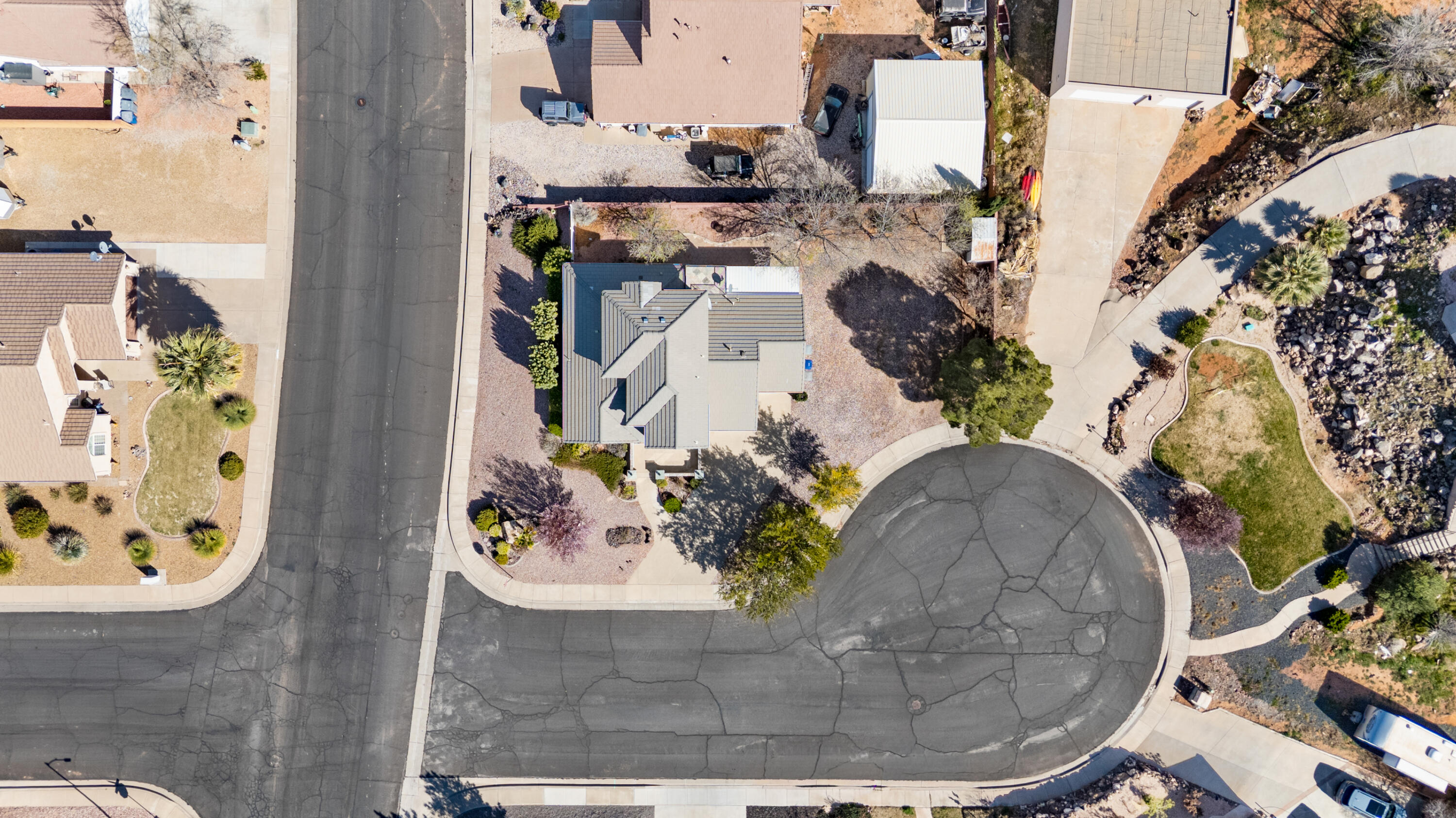 SANTA FE HILLS - Residential