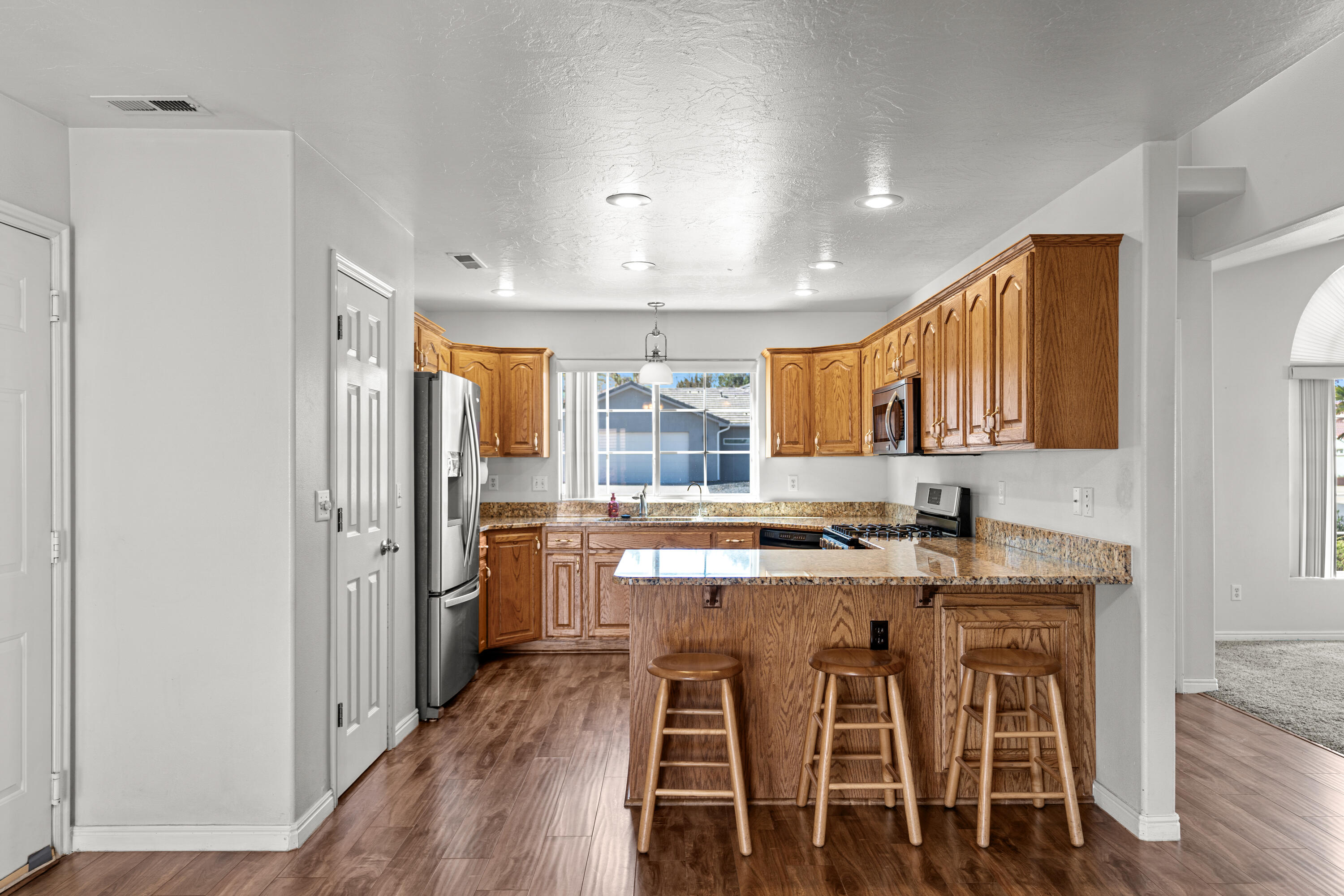 SANTA FE HILLS - Residential