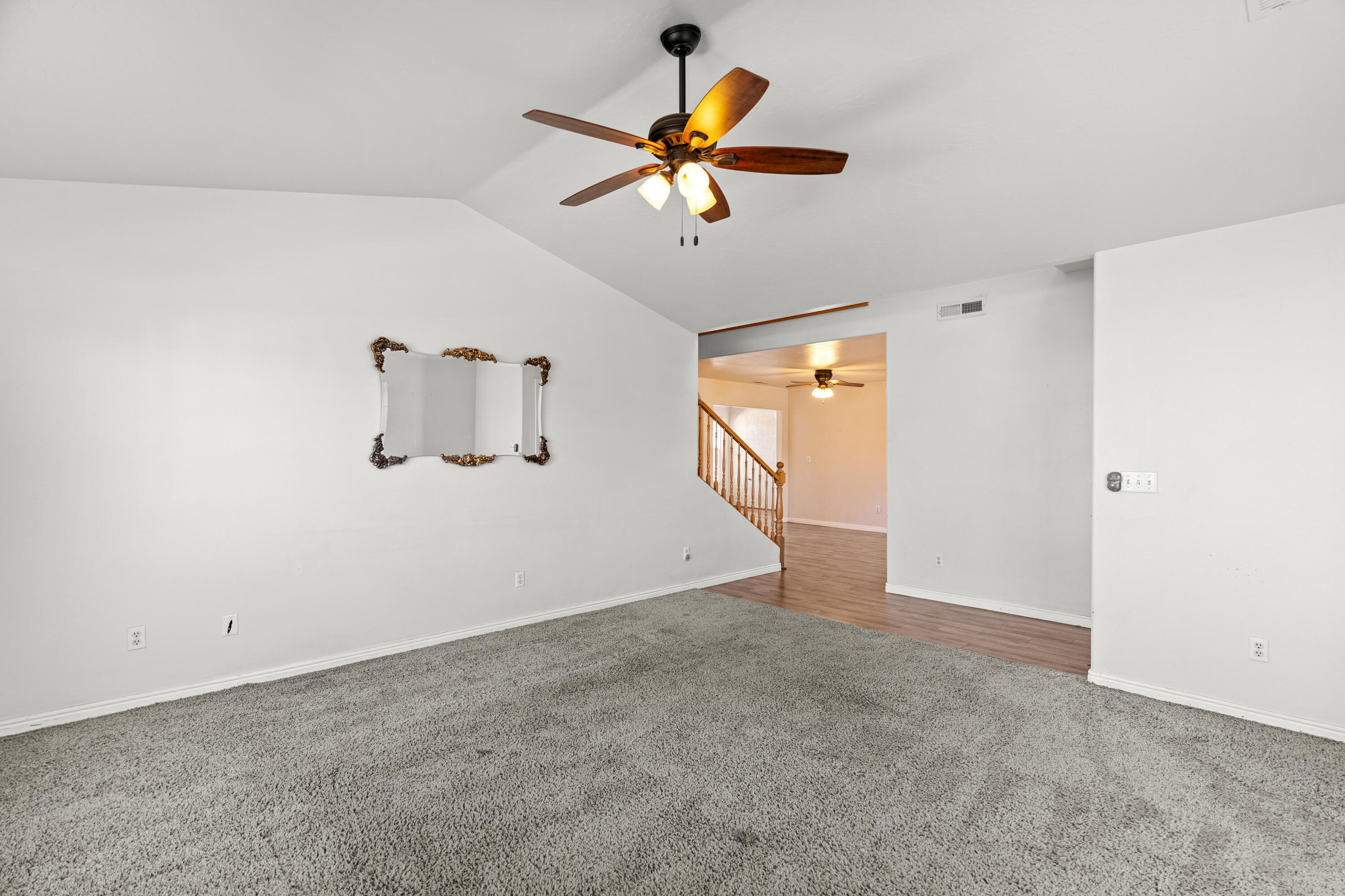 SANTA FE HILLS - Residential