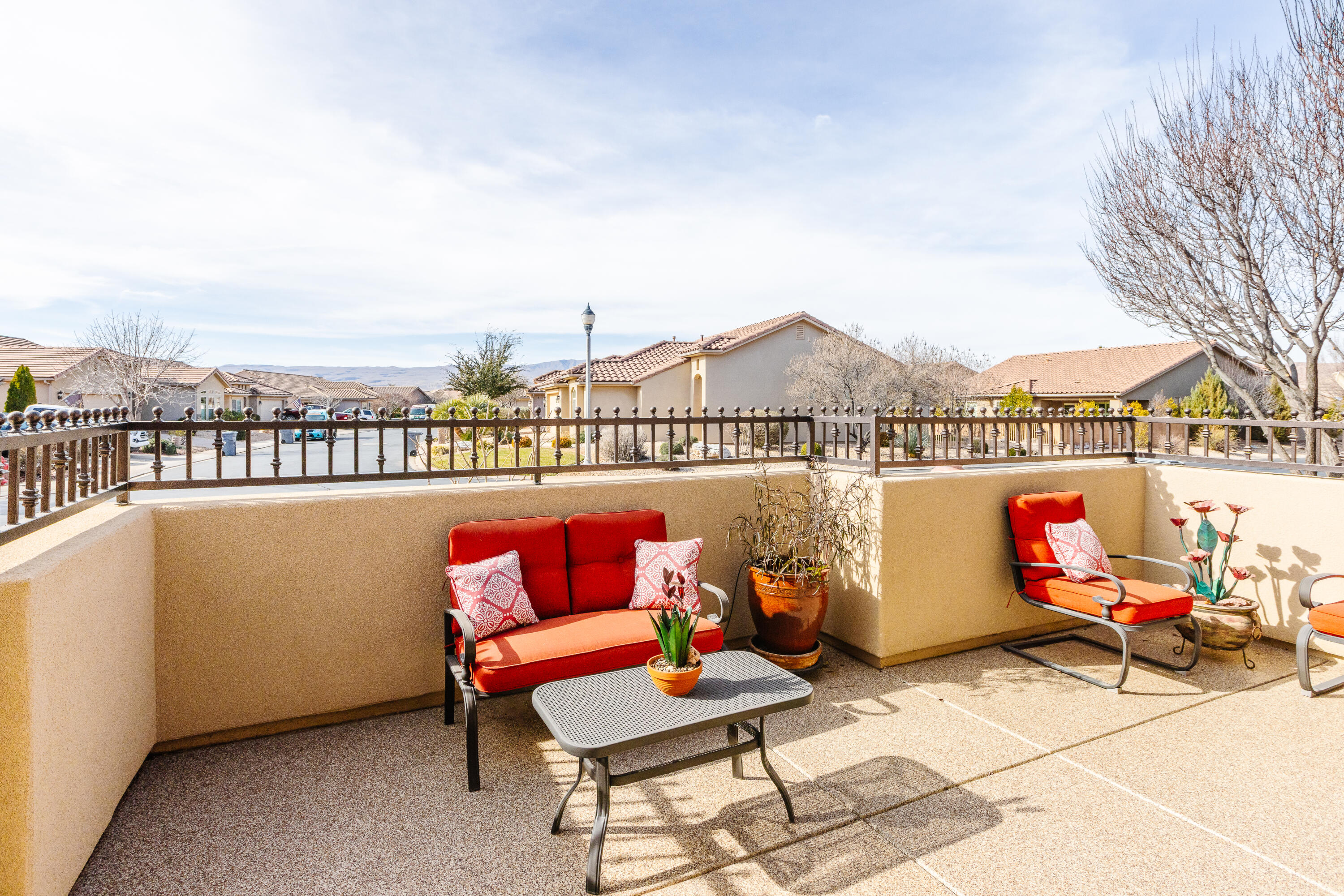 SUN RIVER - Residential