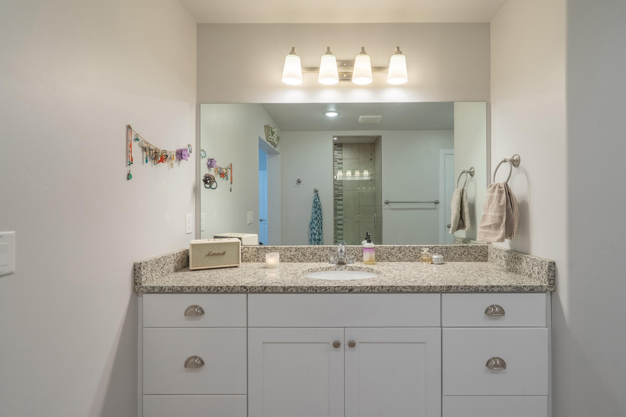 HURRICANE HEIGHTS TOWNHOMES - Residential