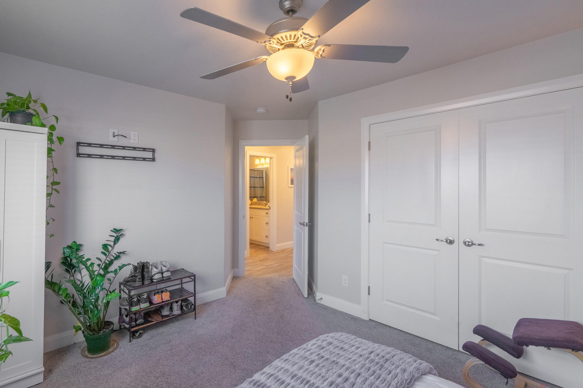 HURRICANE HEIGHTS TOWNHOMES - Residential