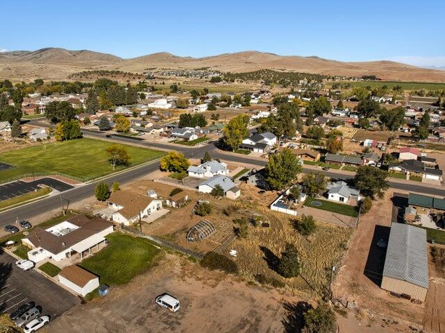 ENTERPRISE TOWNSITE - Residential