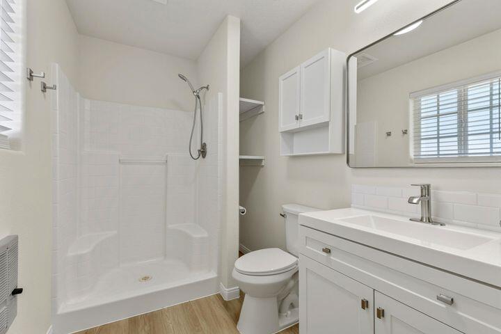 ENTERPRISE TOWNSITE - Residential