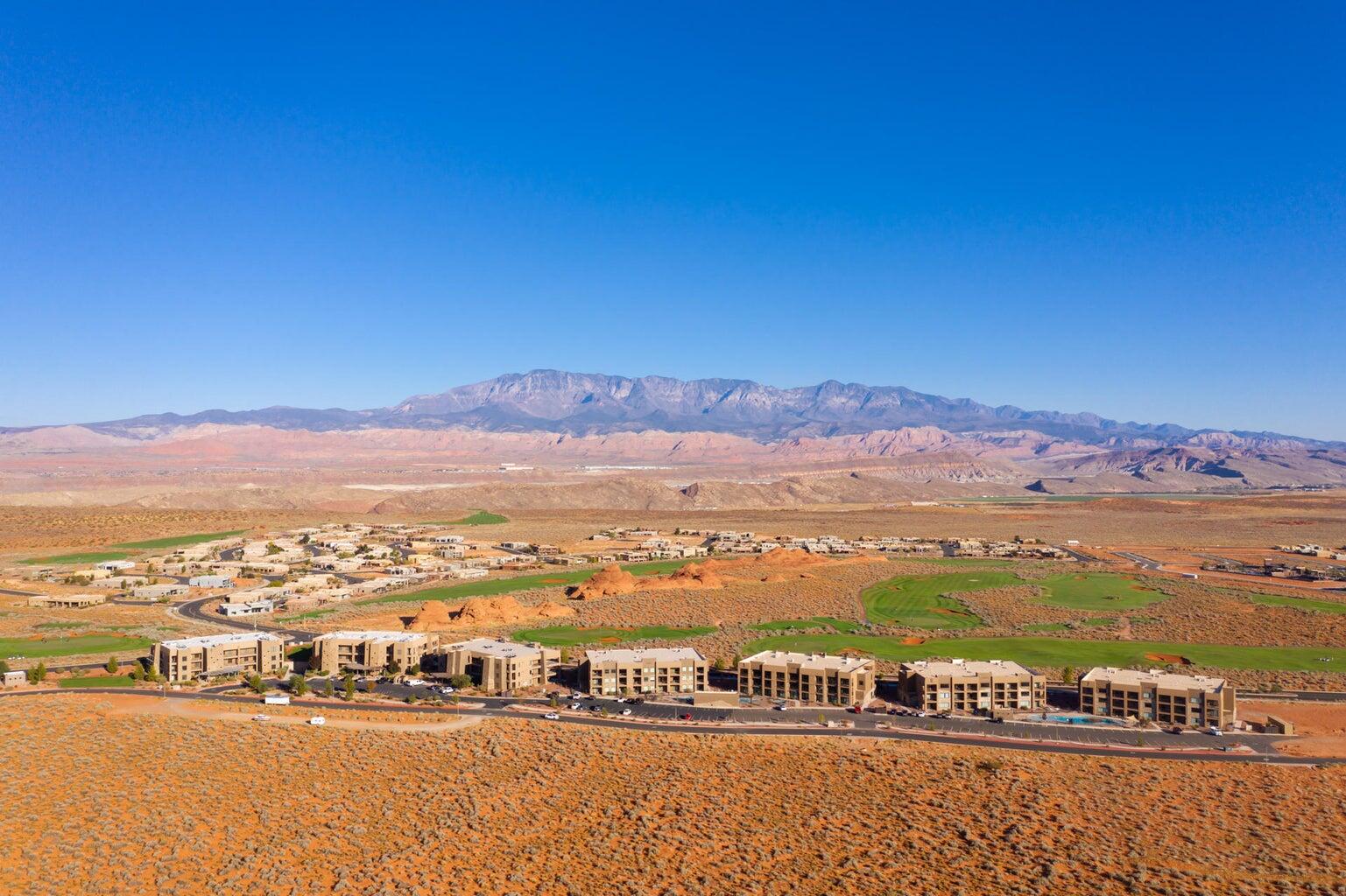 VILLAS AT SAND HOLLOW - Residential