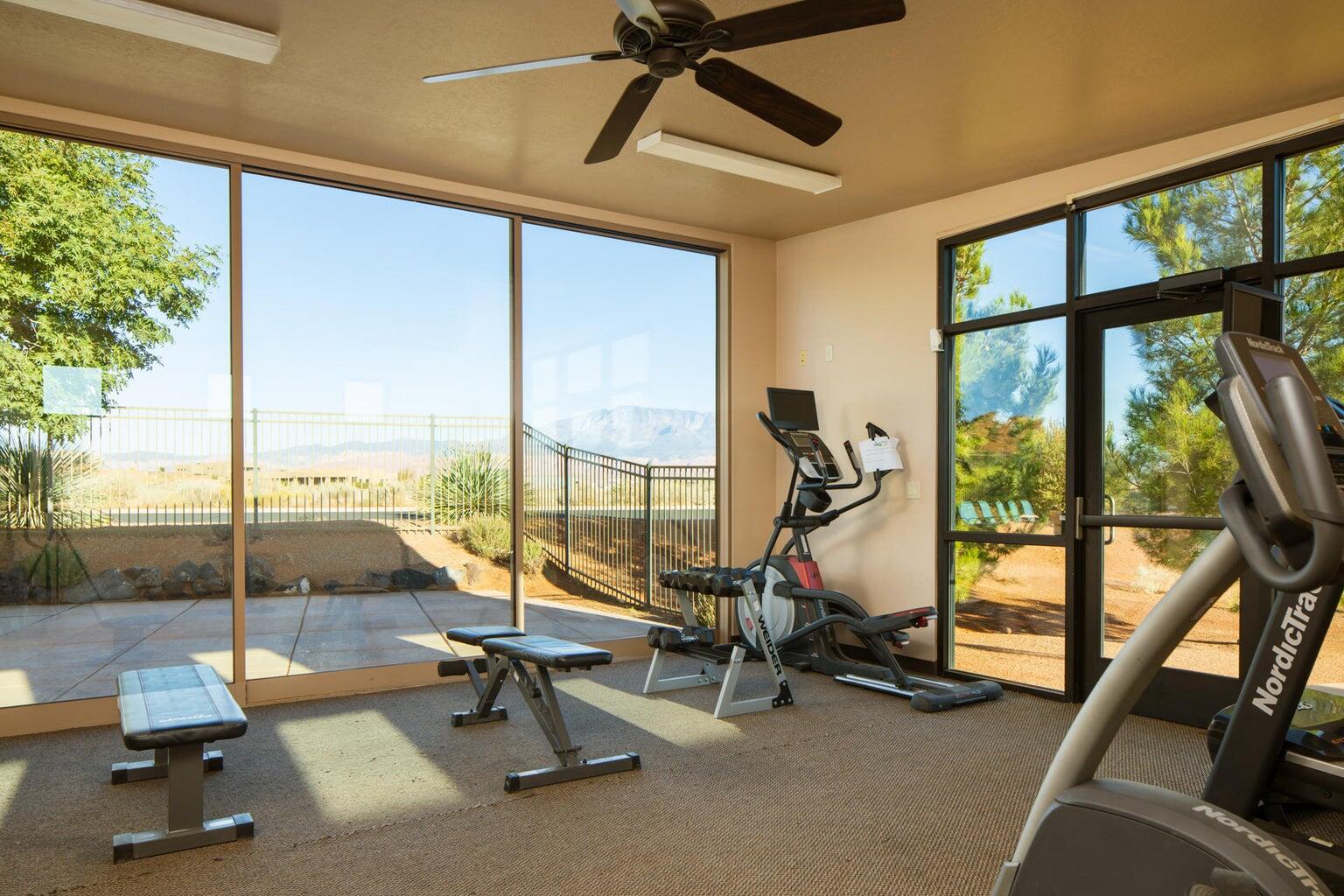 VILLAS AT SAND HOLLOW - Residential