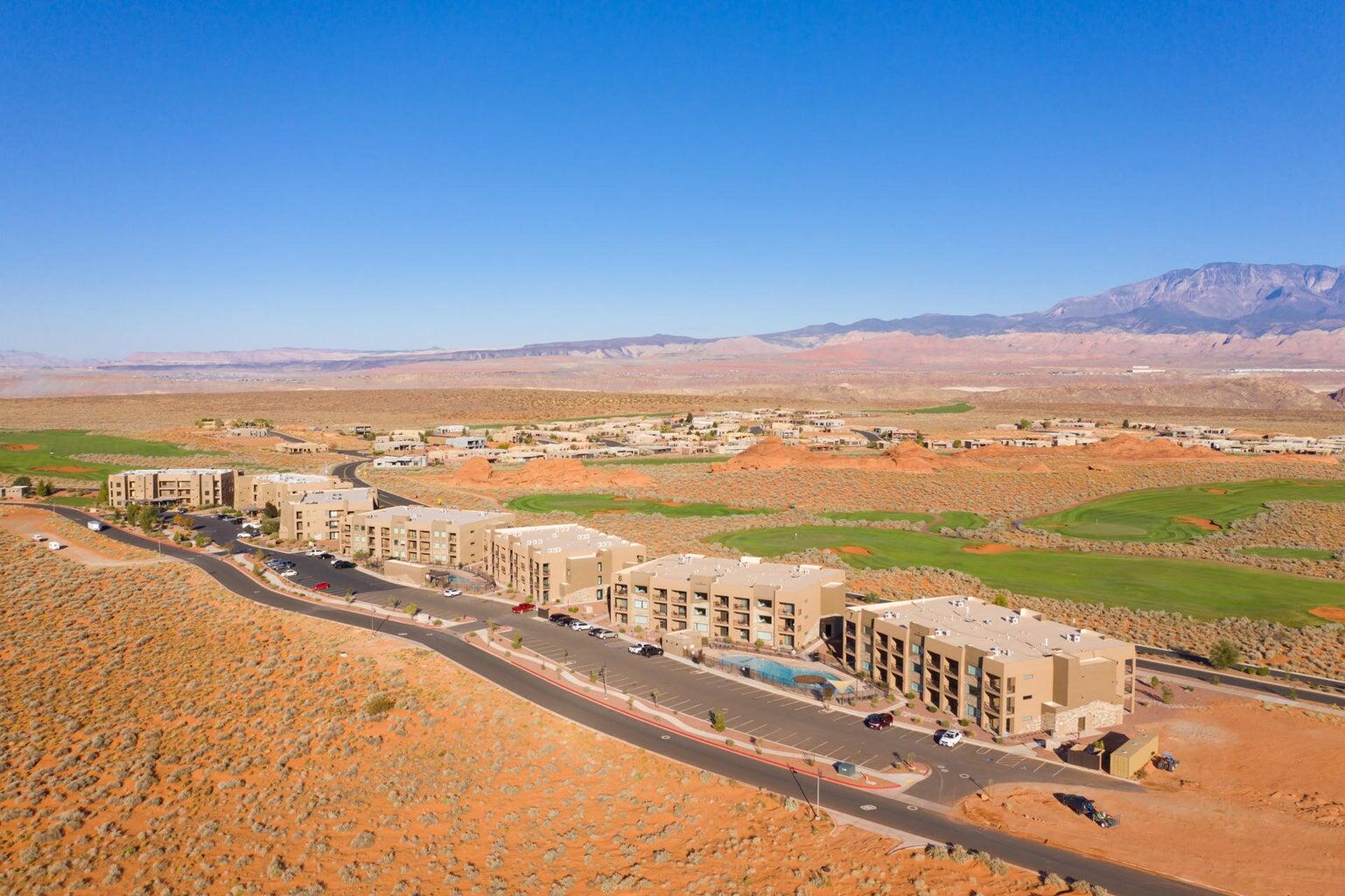 VILLAS AT SAND HOLLOW - Residential