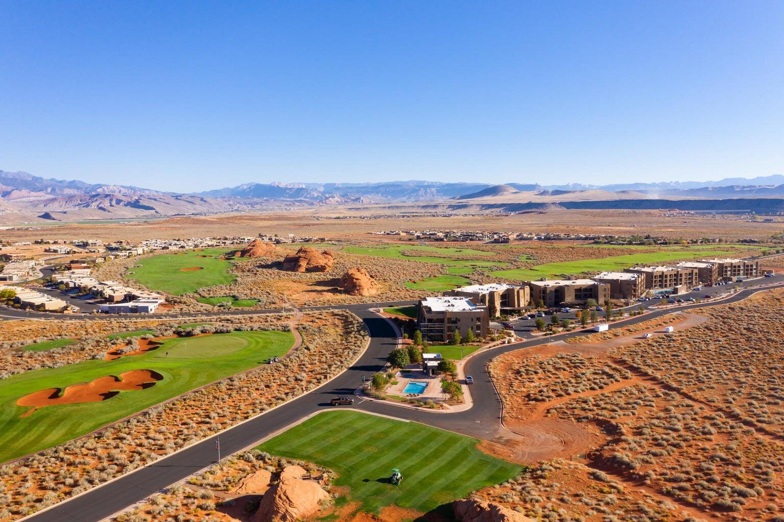 VILLAS AT SAND HOLLOW - Residential