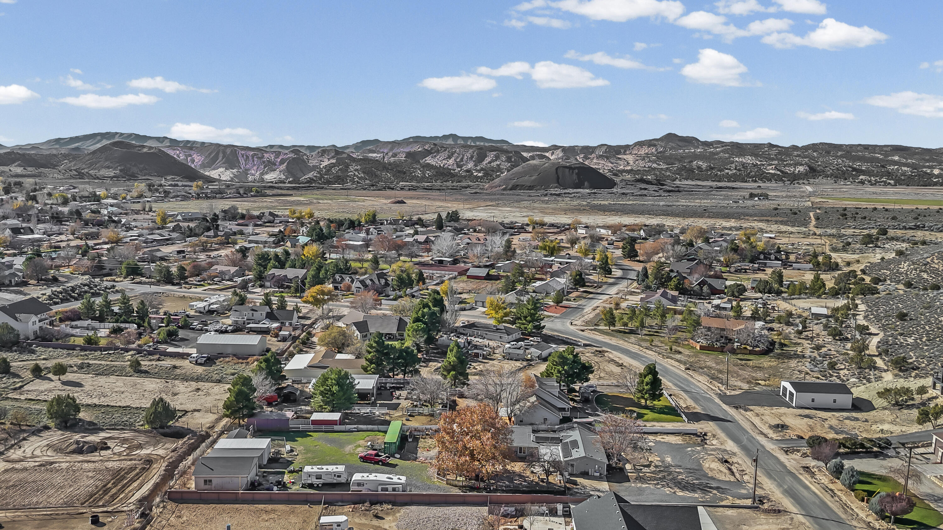 DIAMOND VALLEY ACRES - Residential