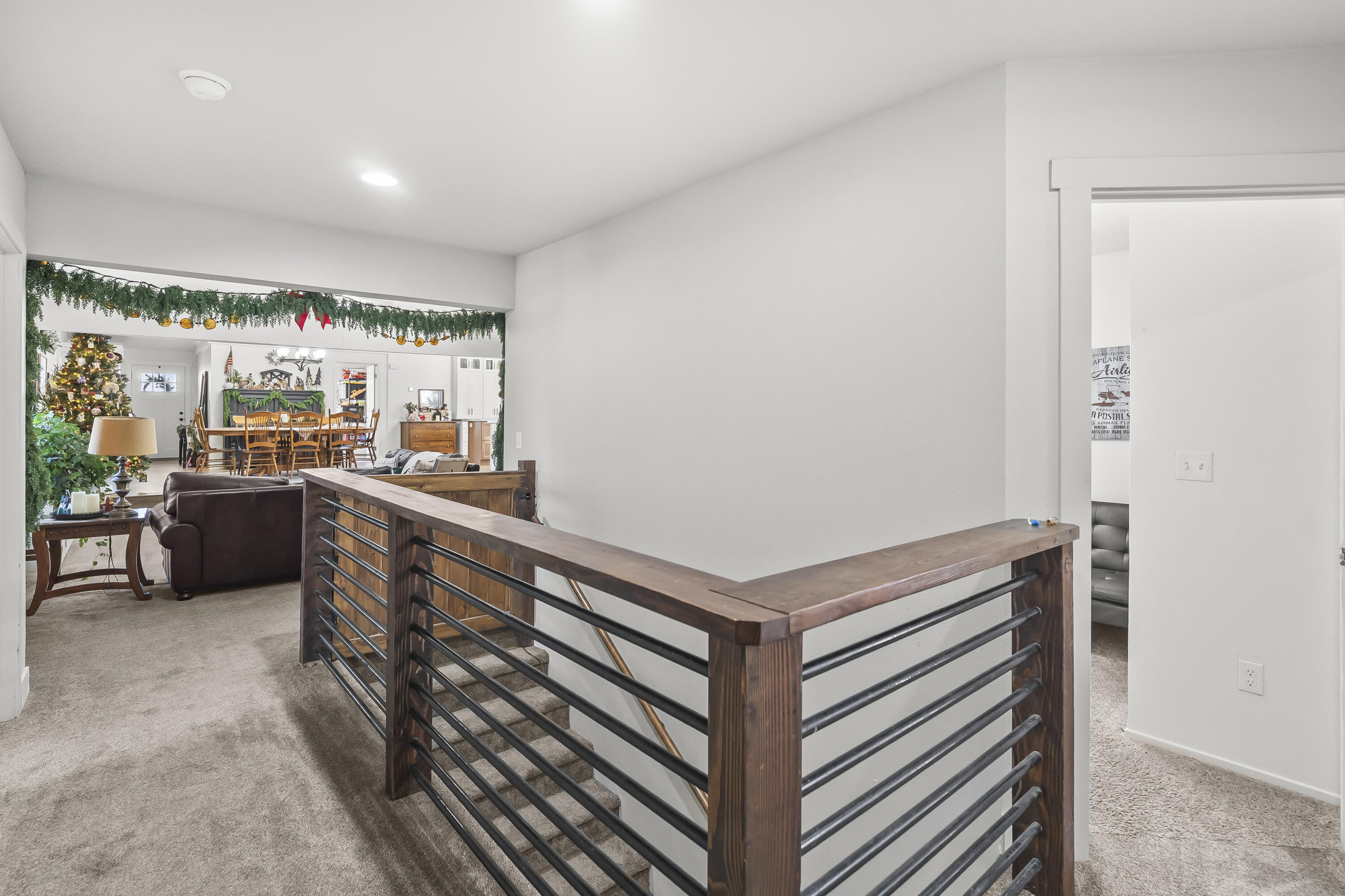 DIAMOND VALLEY ACRES - Residential