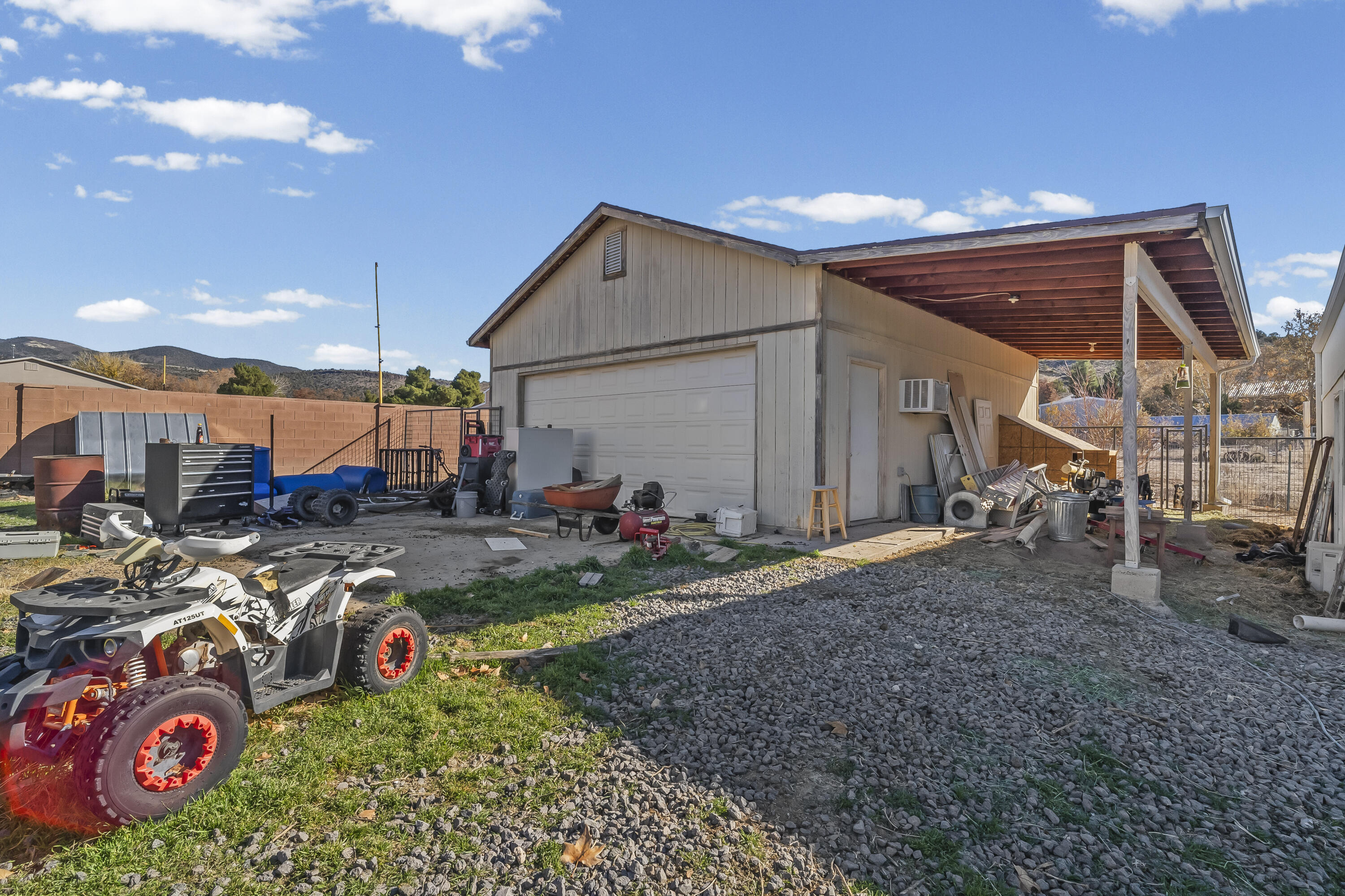 DIAMOND VALLEY ACRES - Residential