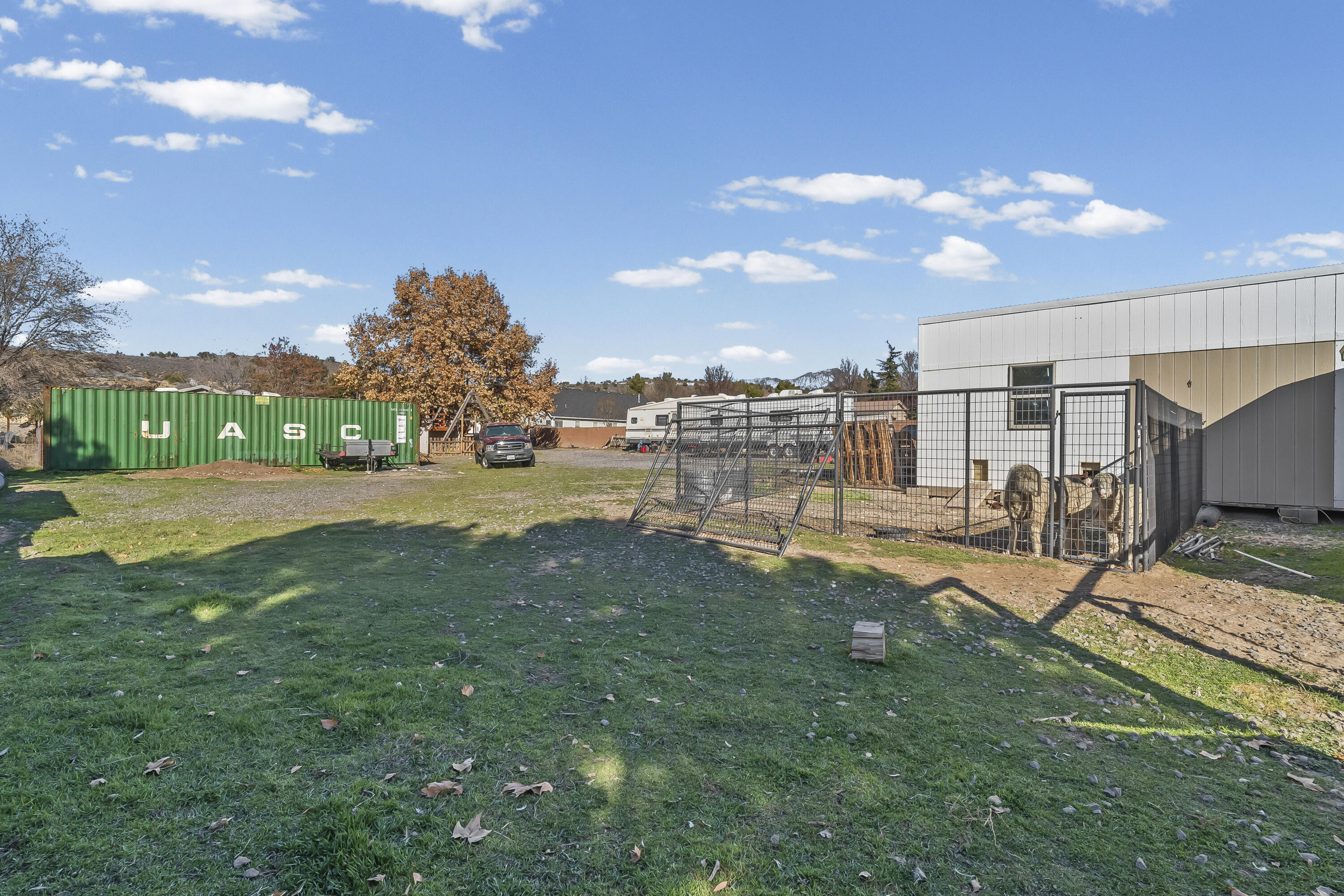 DIAMOND VALLEY ACRES - Residential