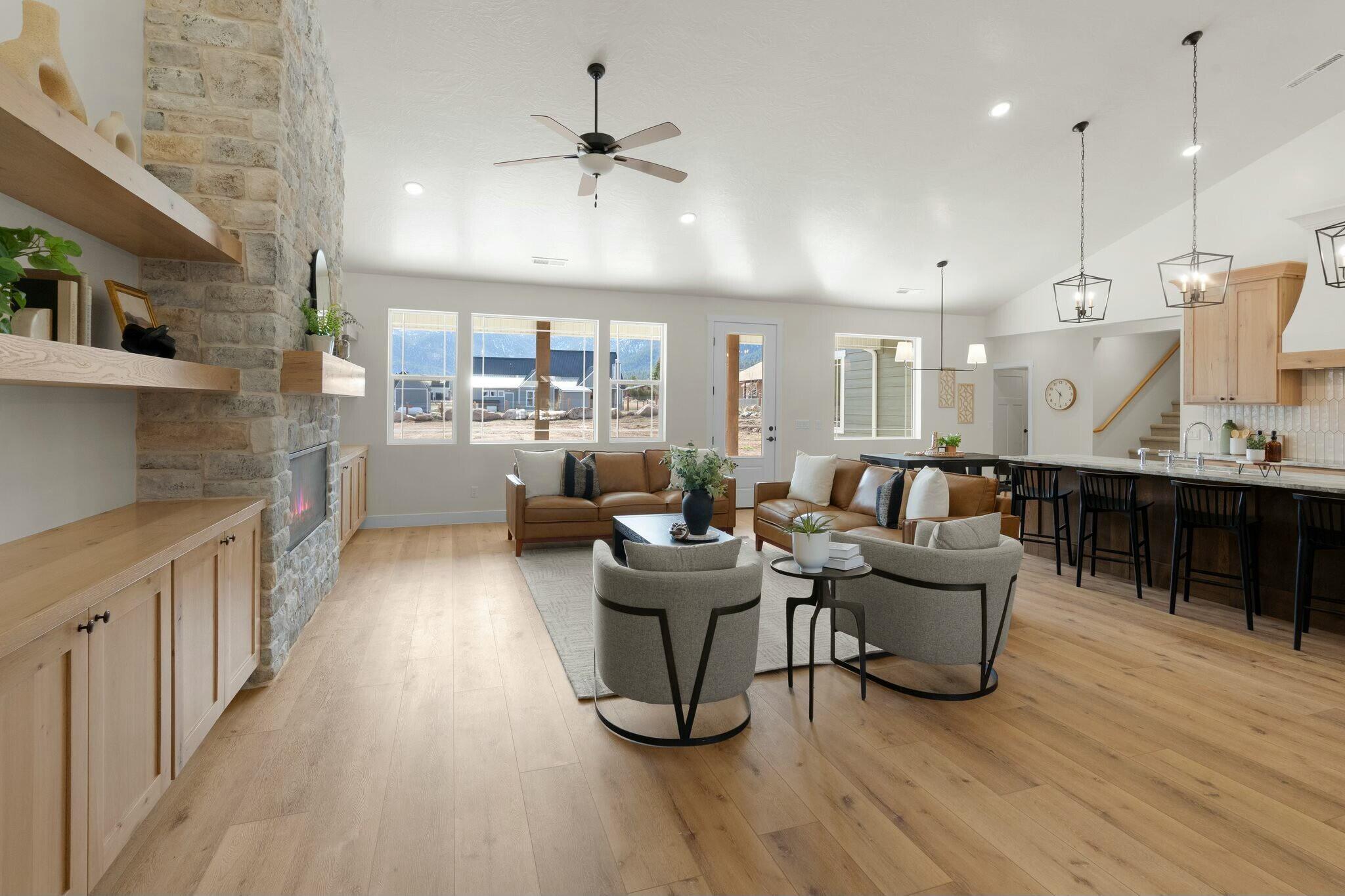 PINE VALLEY MEADOWS - Residential