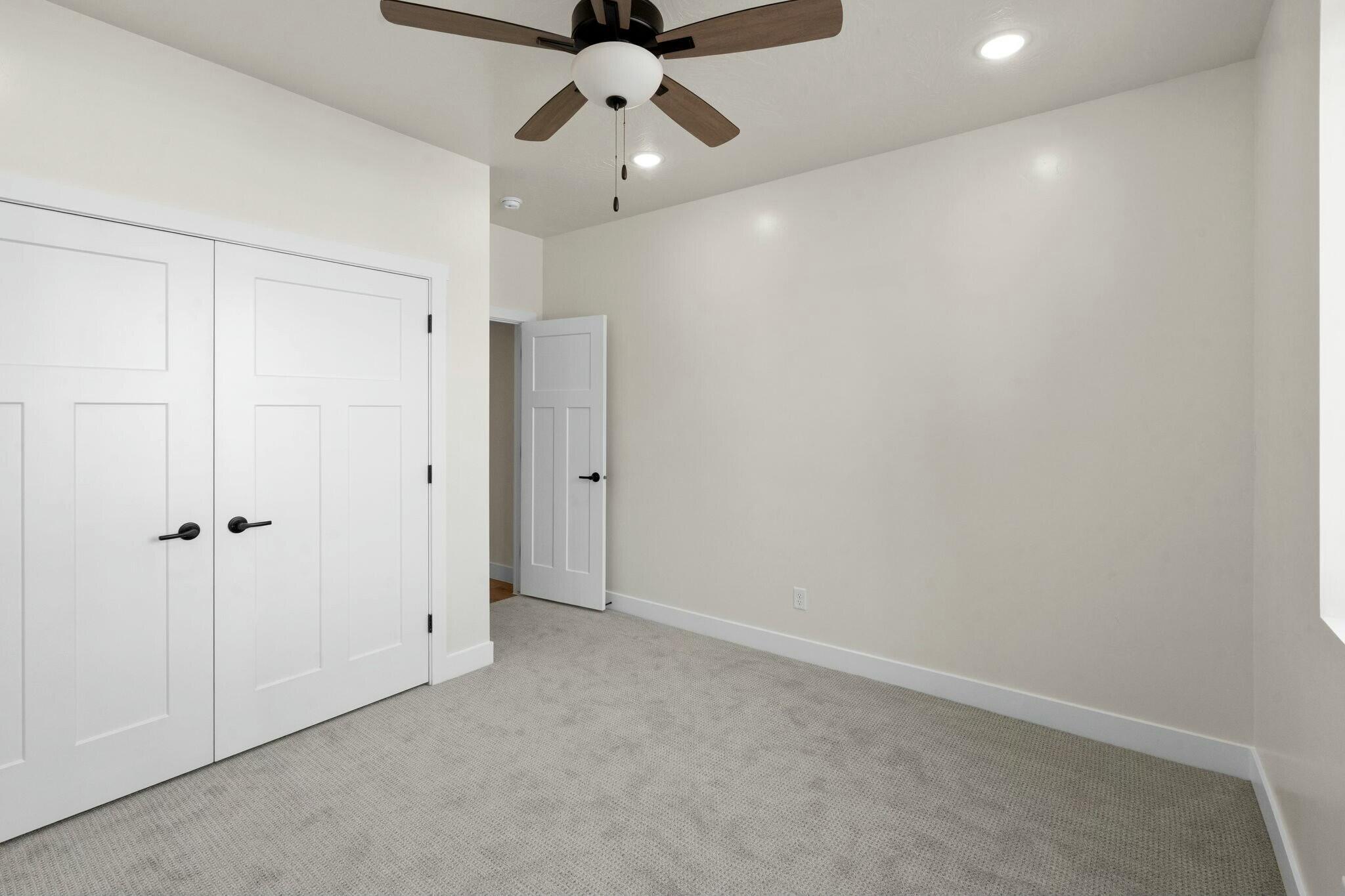 PINE VALLEY MEADOWS - Residential