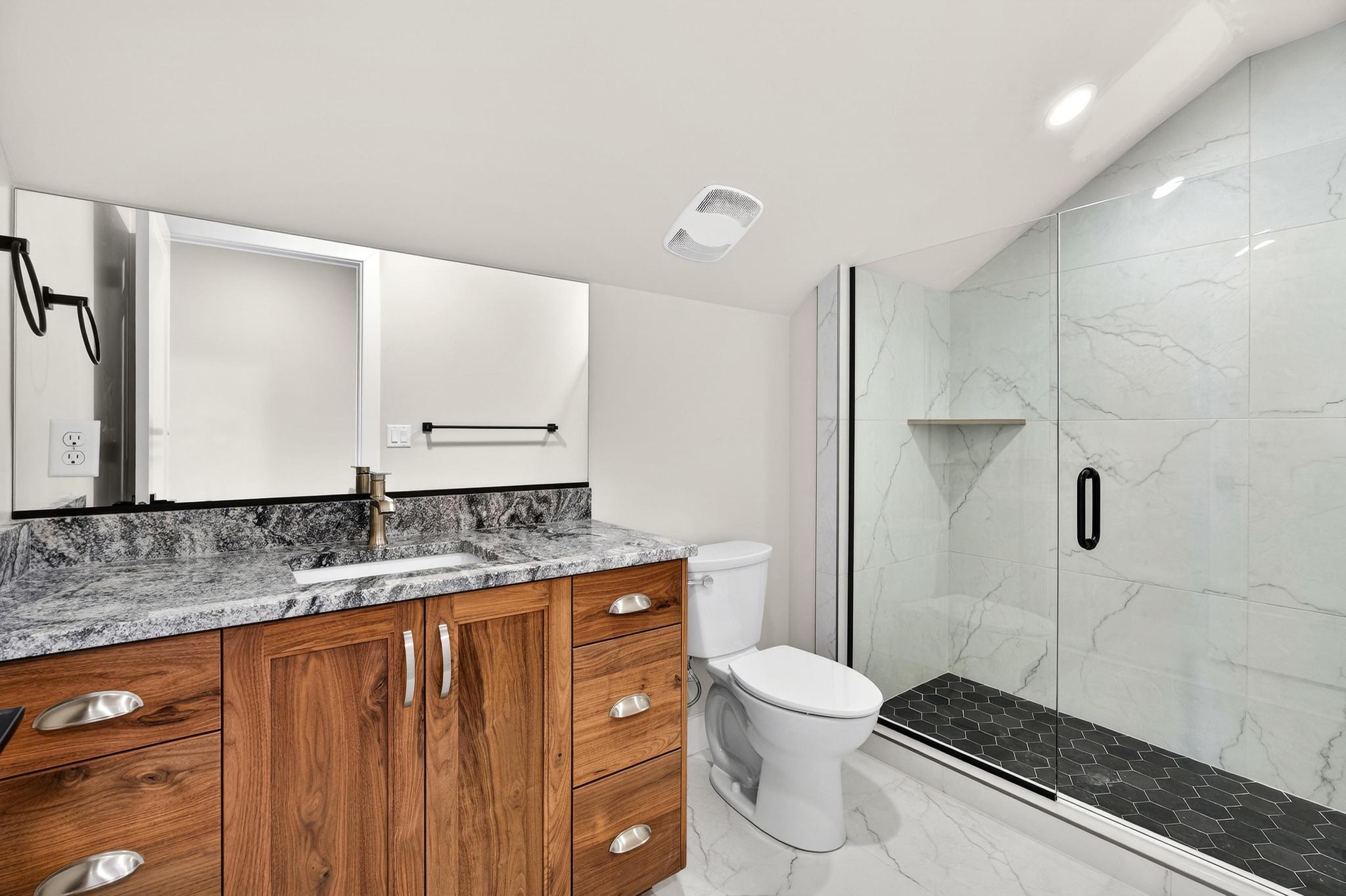 BLACK STONE - Residential