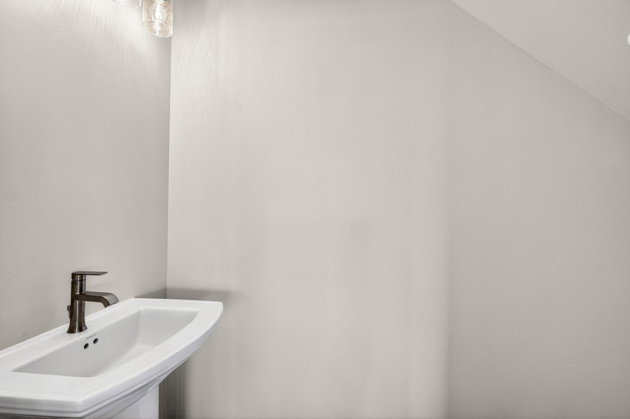 BLACK STONE - Residential