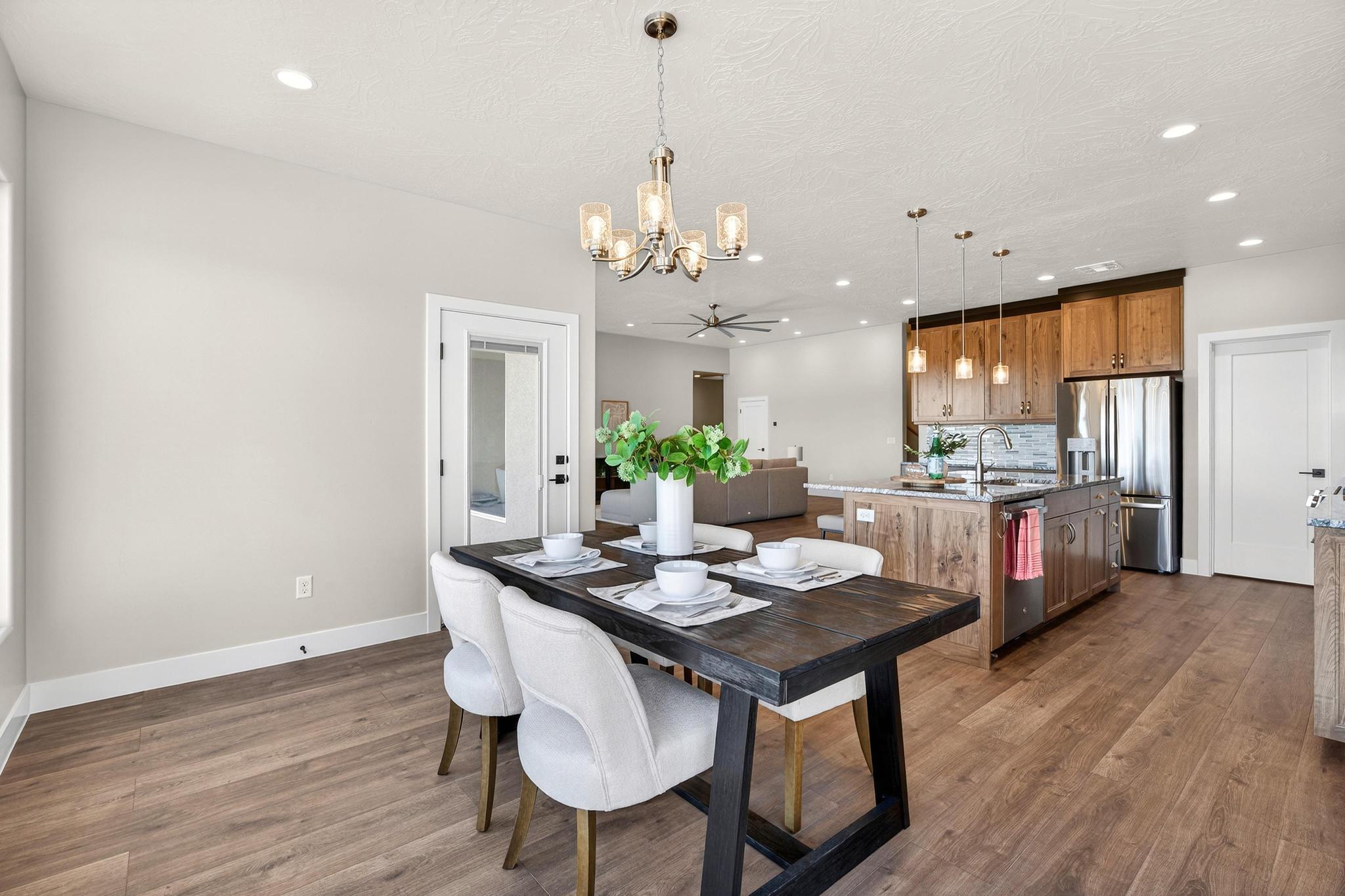 BLACK STONE - Residential