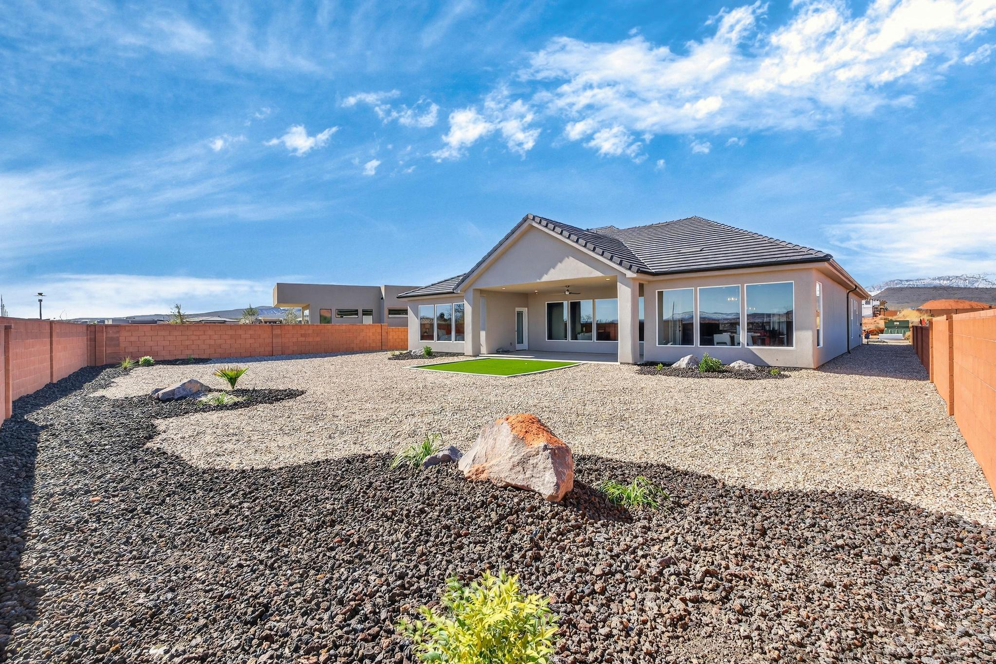 BLACK STONE - Residential