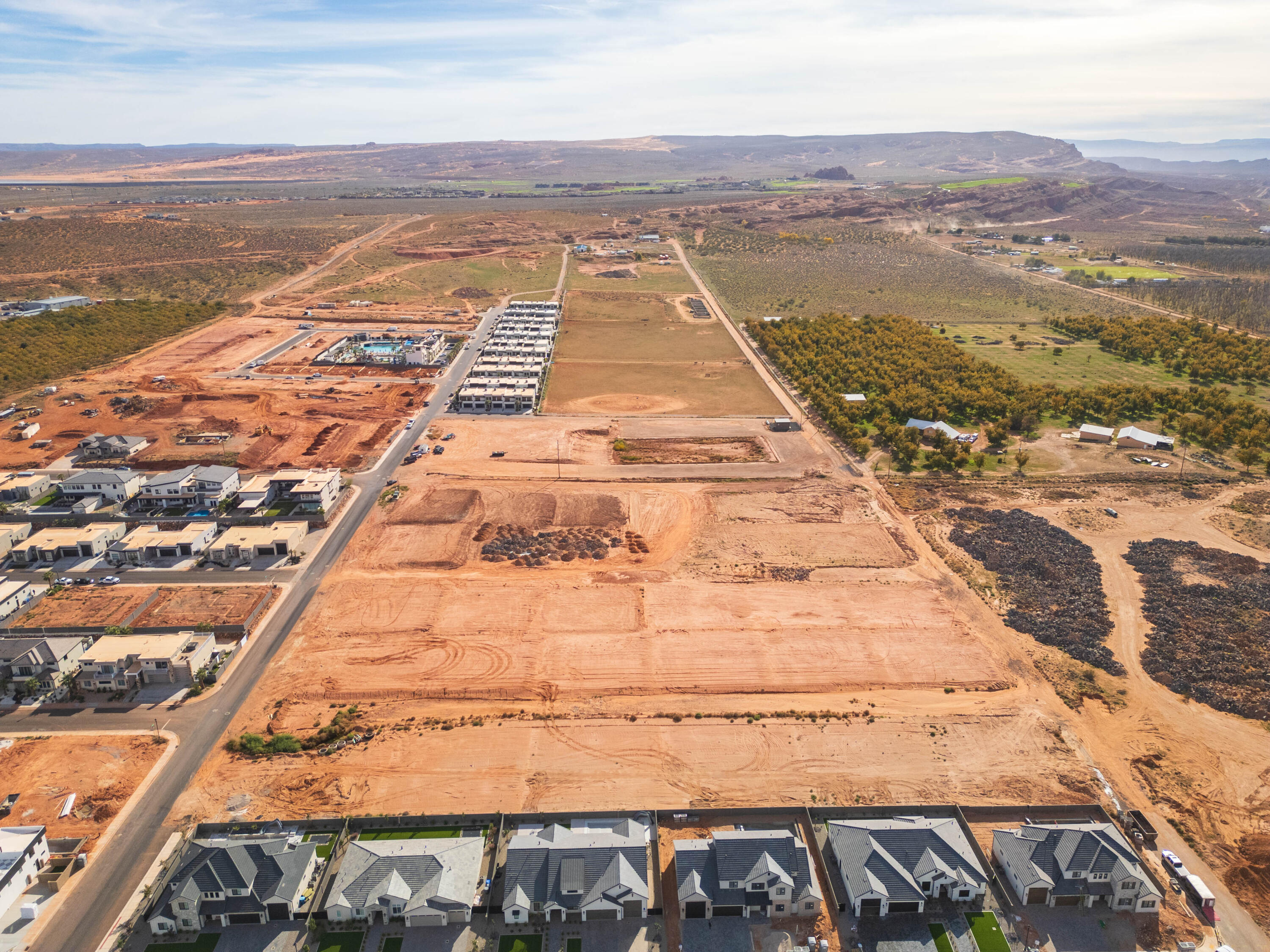 SYCAMORE VILLAGE - Land