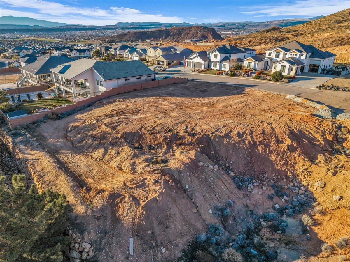 MAJESTIC SUNSET - Residential