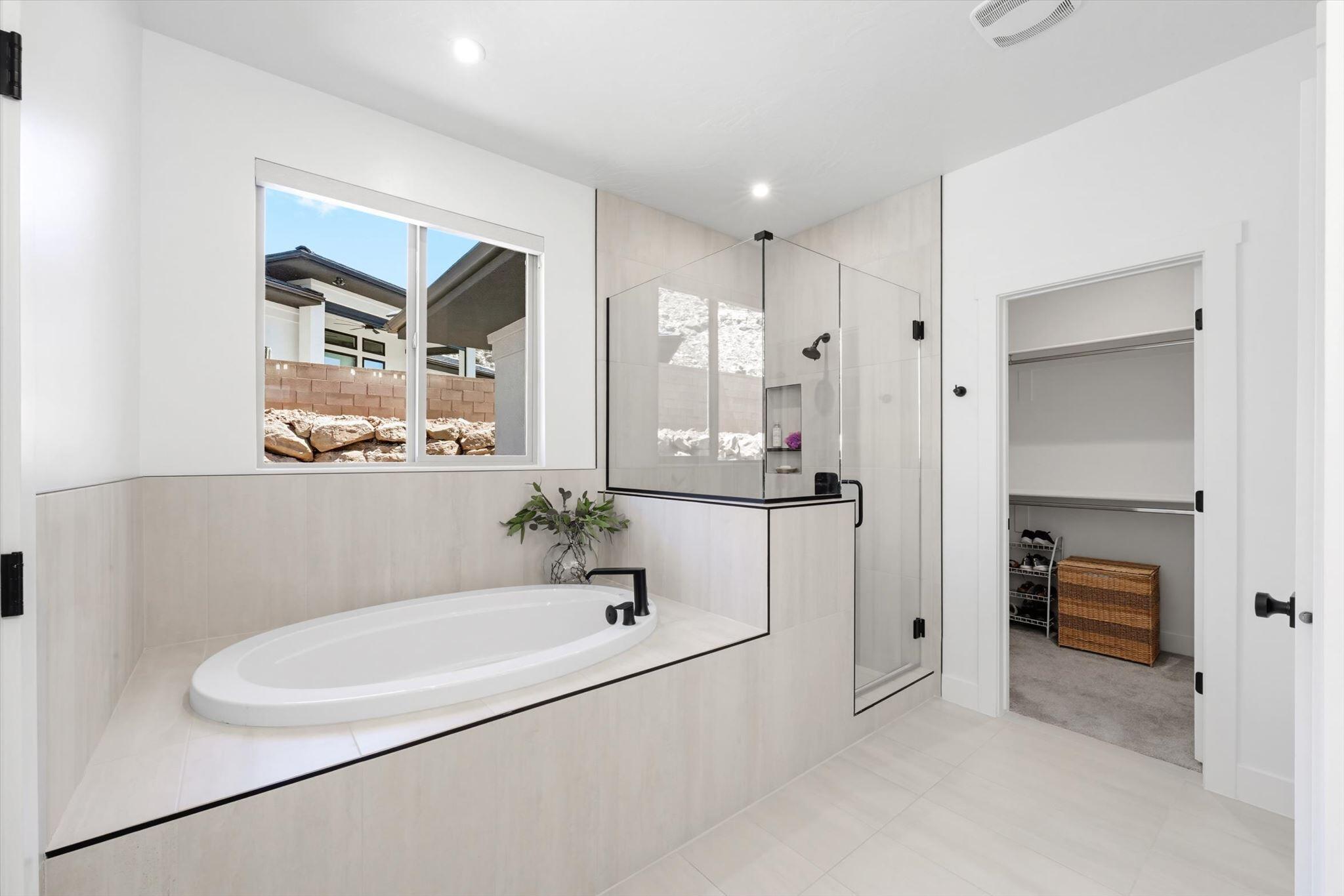 COTTAM COVE - Residential