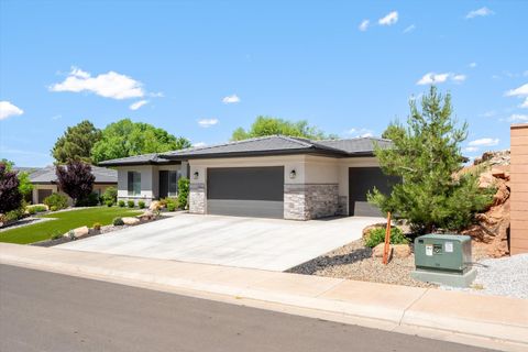 Tiny photo for 1643 E DIHEDRAL DR, Saint George, UT 84790 (MLS # 26-271305)