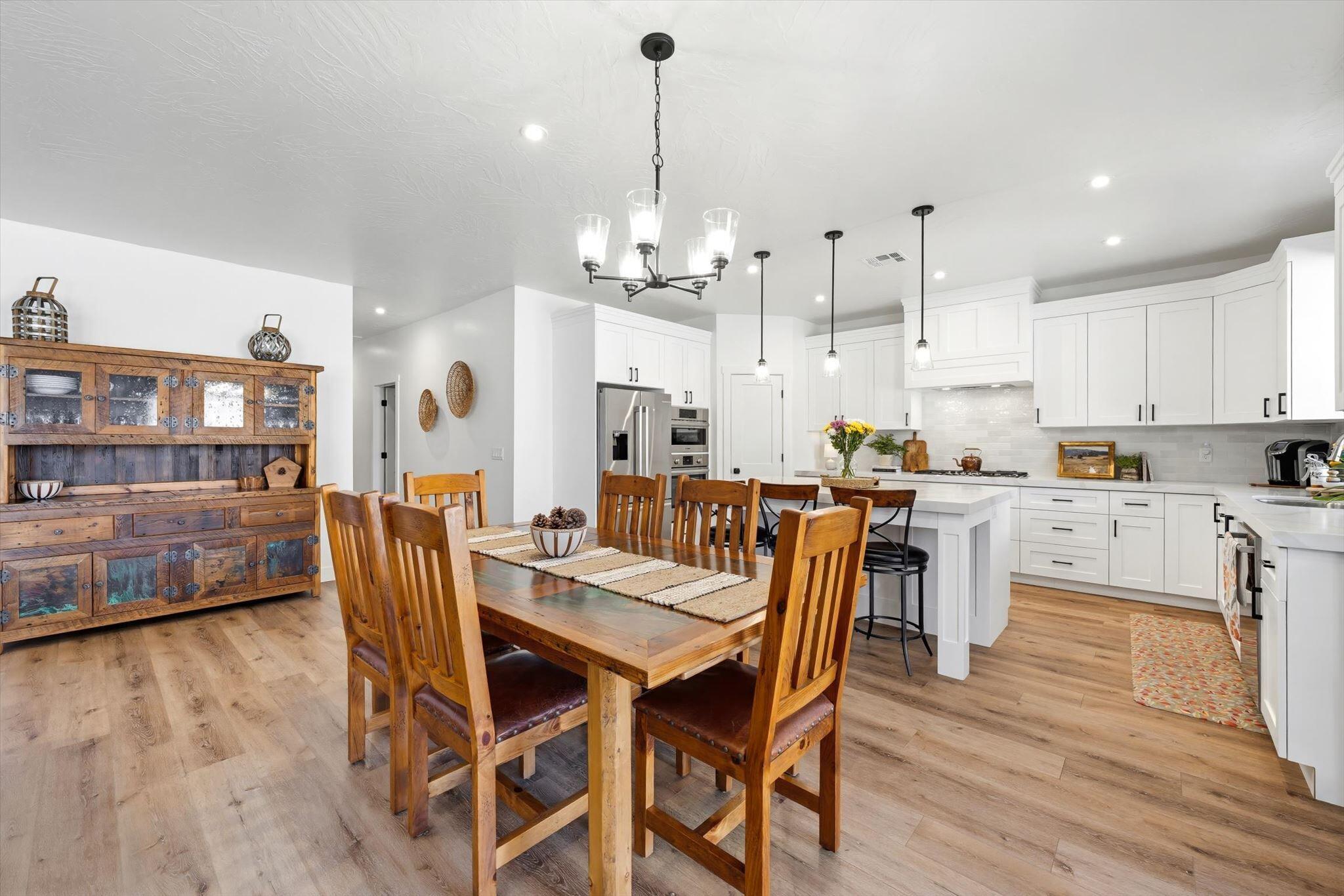 COTTAM COVE - Residential