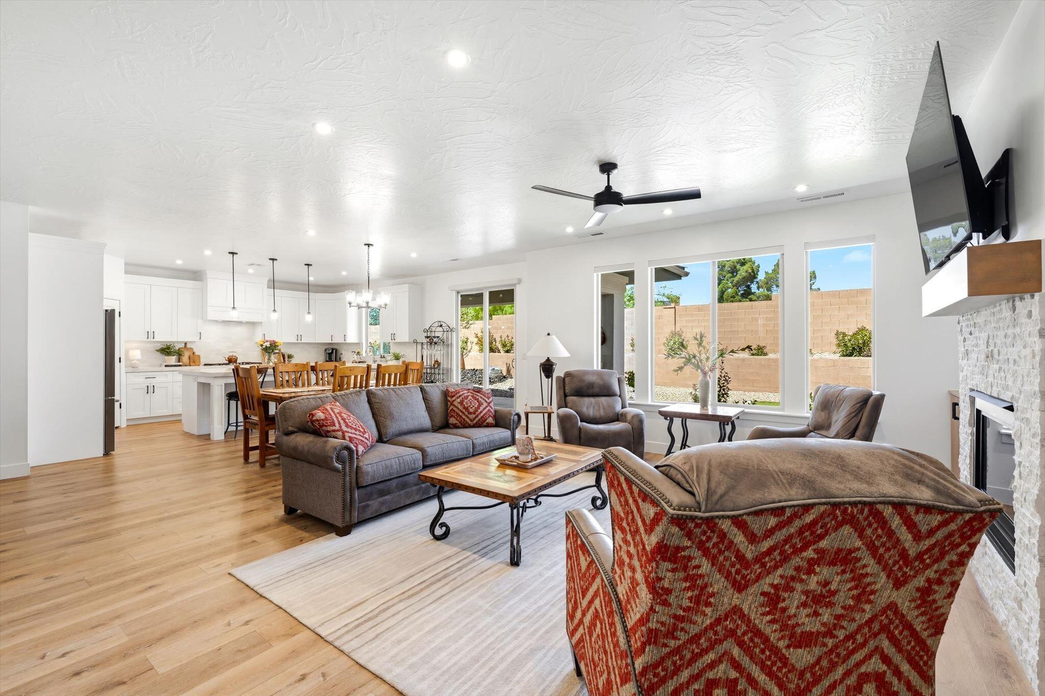 COTTAM COVE - Residential