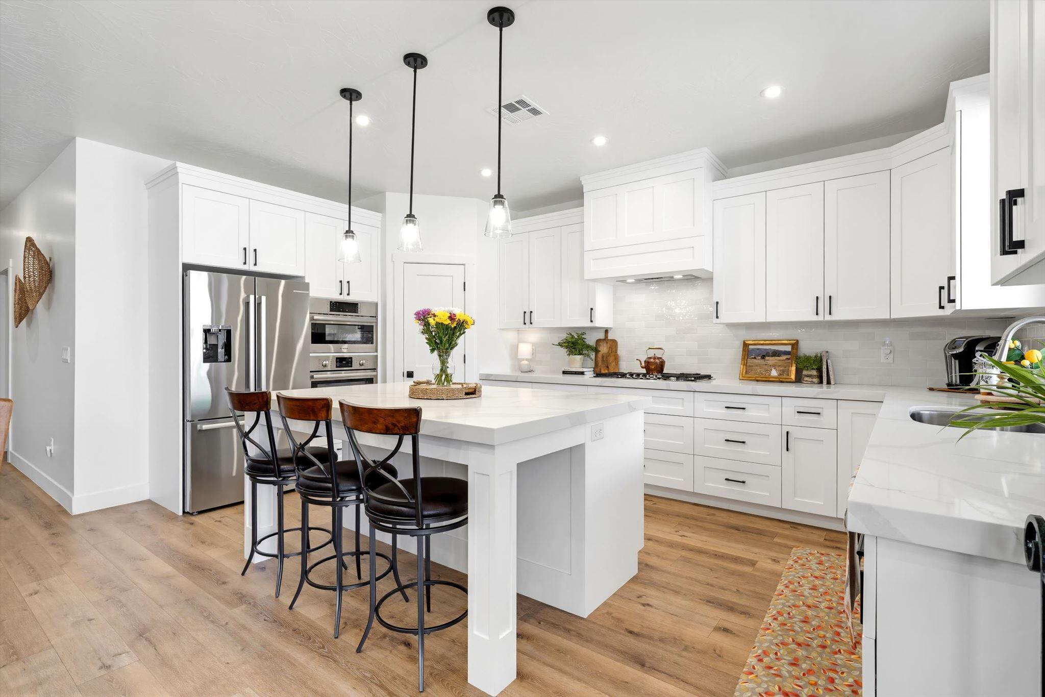 COTTAM COVE - Residential