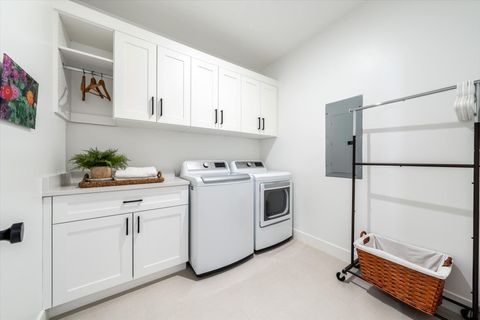 Tiny photo for 1643 E DIHEDRAL DR, Saint George, UT 84790 (MLS # 26-271305)